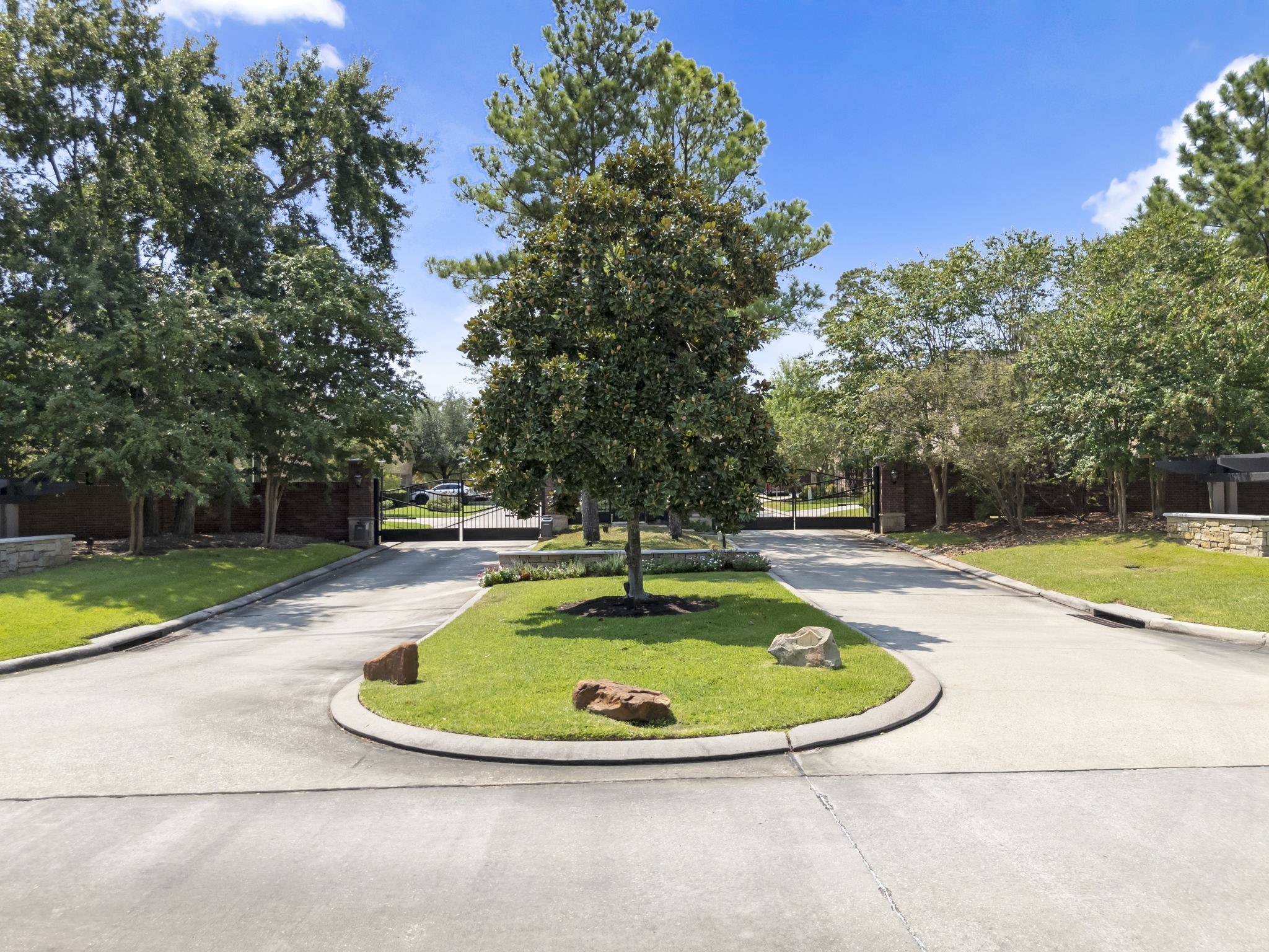2706 Cassini Court Property Photo 26