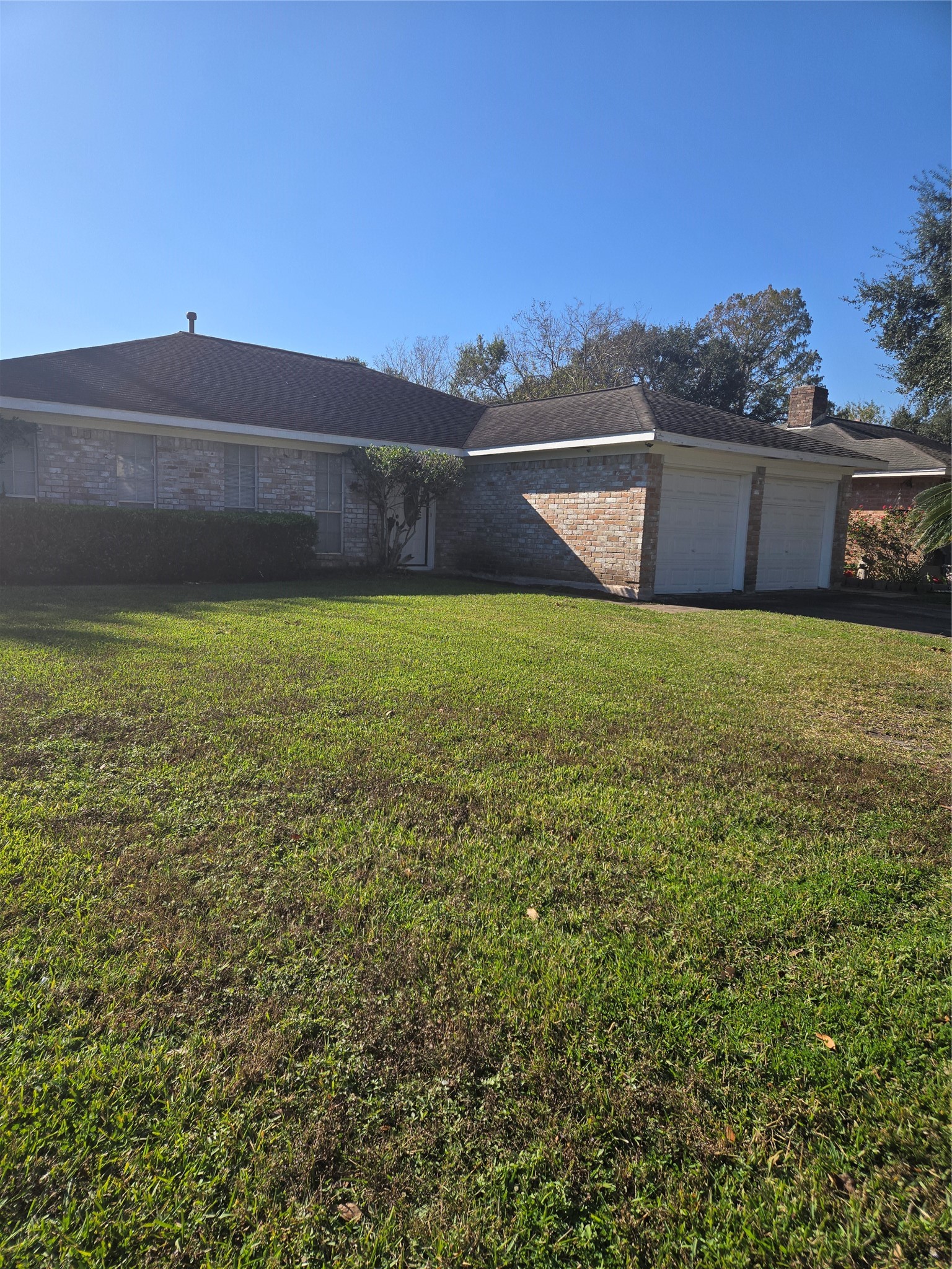 7911 Southmeadow Drive Property Photo 1