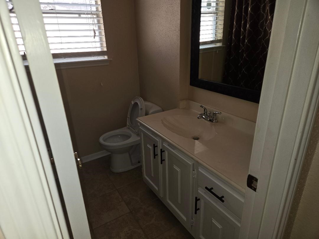 7911 Southmeadow Drive Property Photo 14