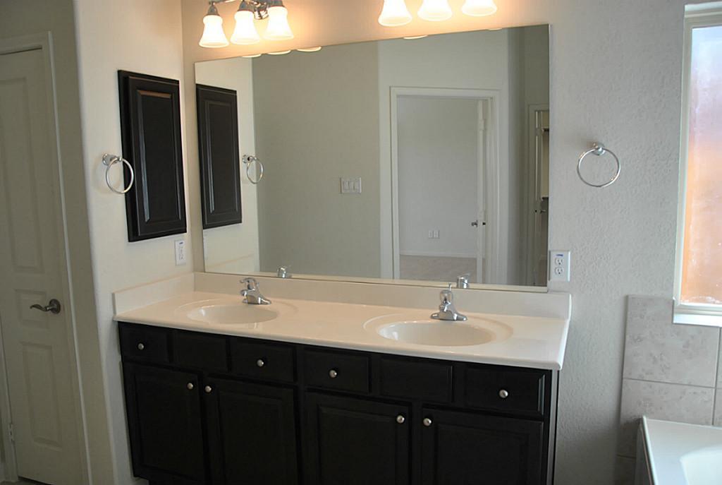 4215 Canton Crest Crest Property Photo 10