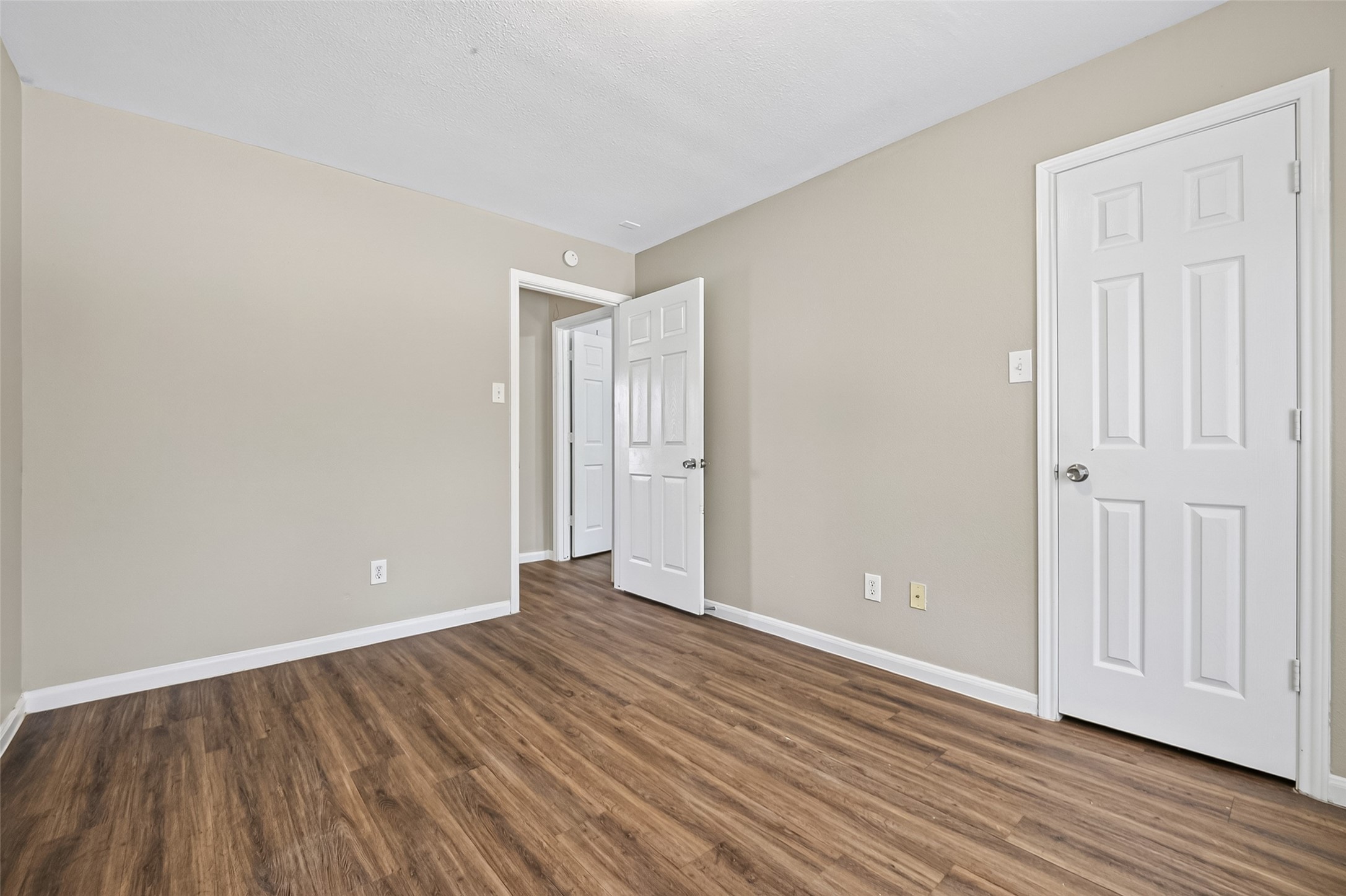 3014 La Estancia Lane Property Photo 24