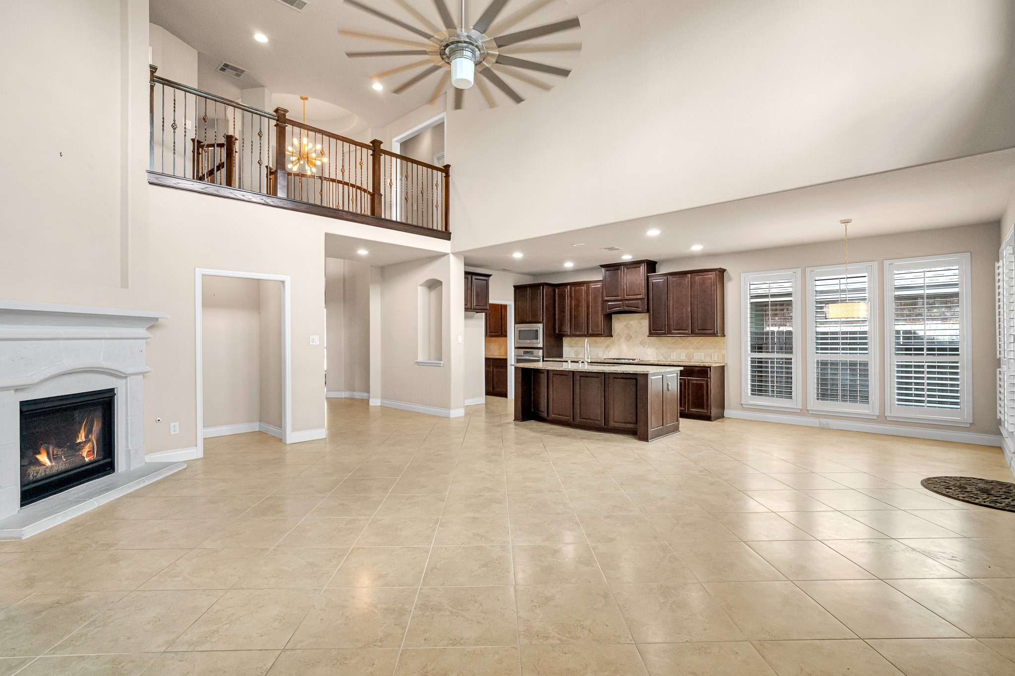 3007 Inglewood Lane Property Photo 6
