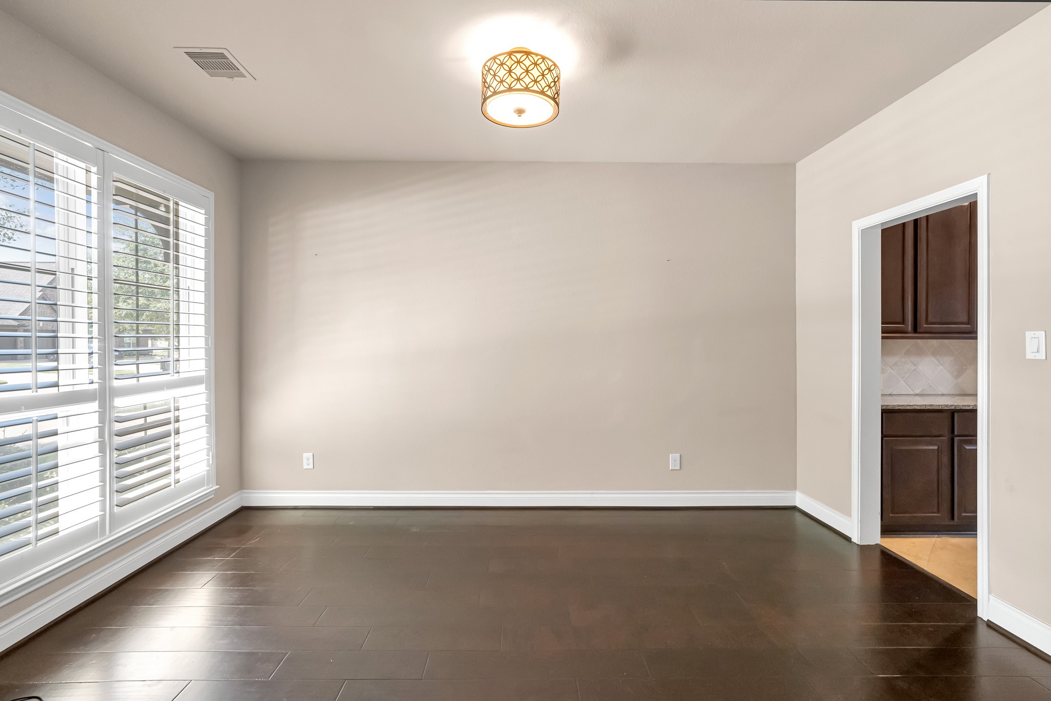 3007 Inglewood Lane Property Photo 15