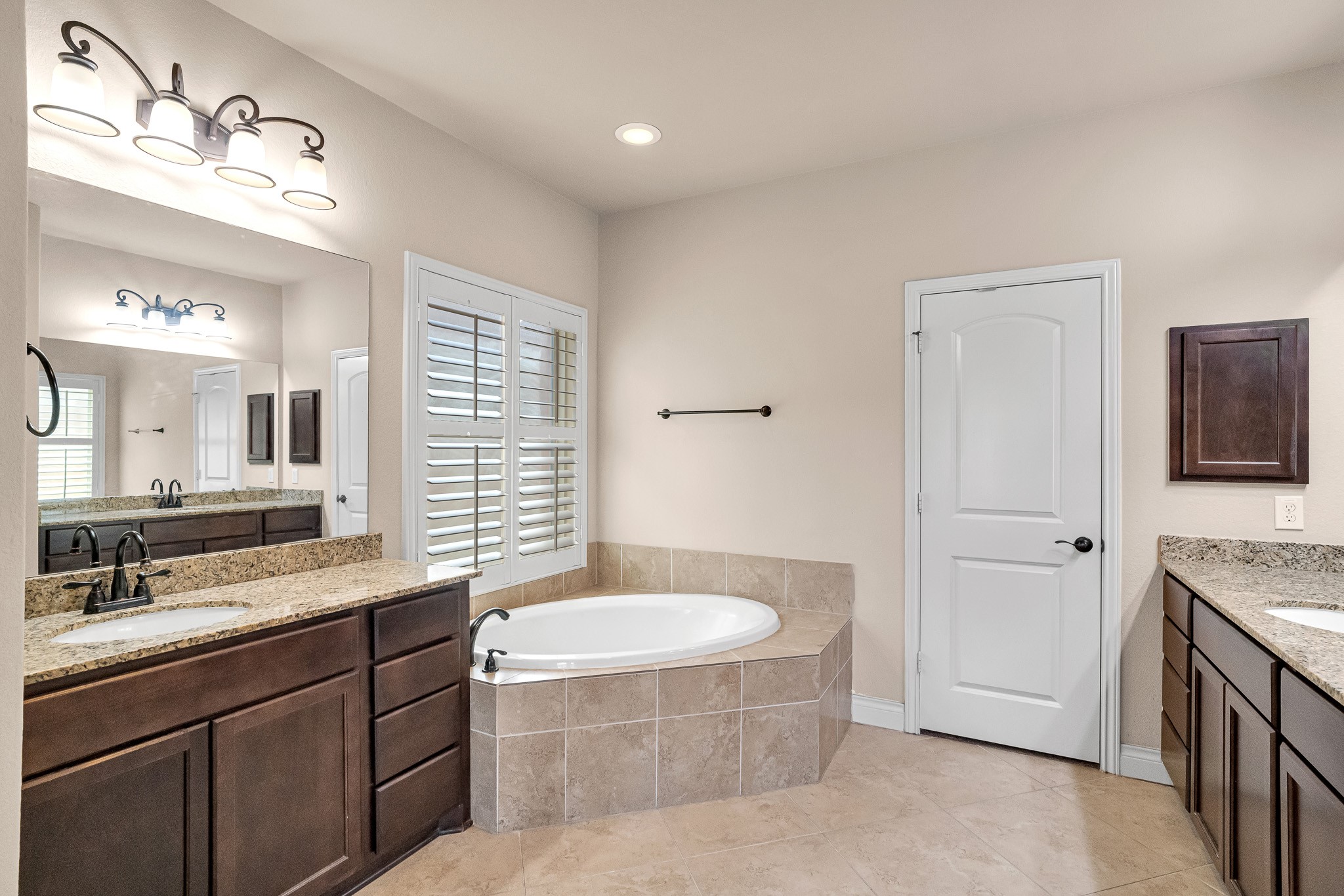 3007 Inglewood Lane Property Photo 18