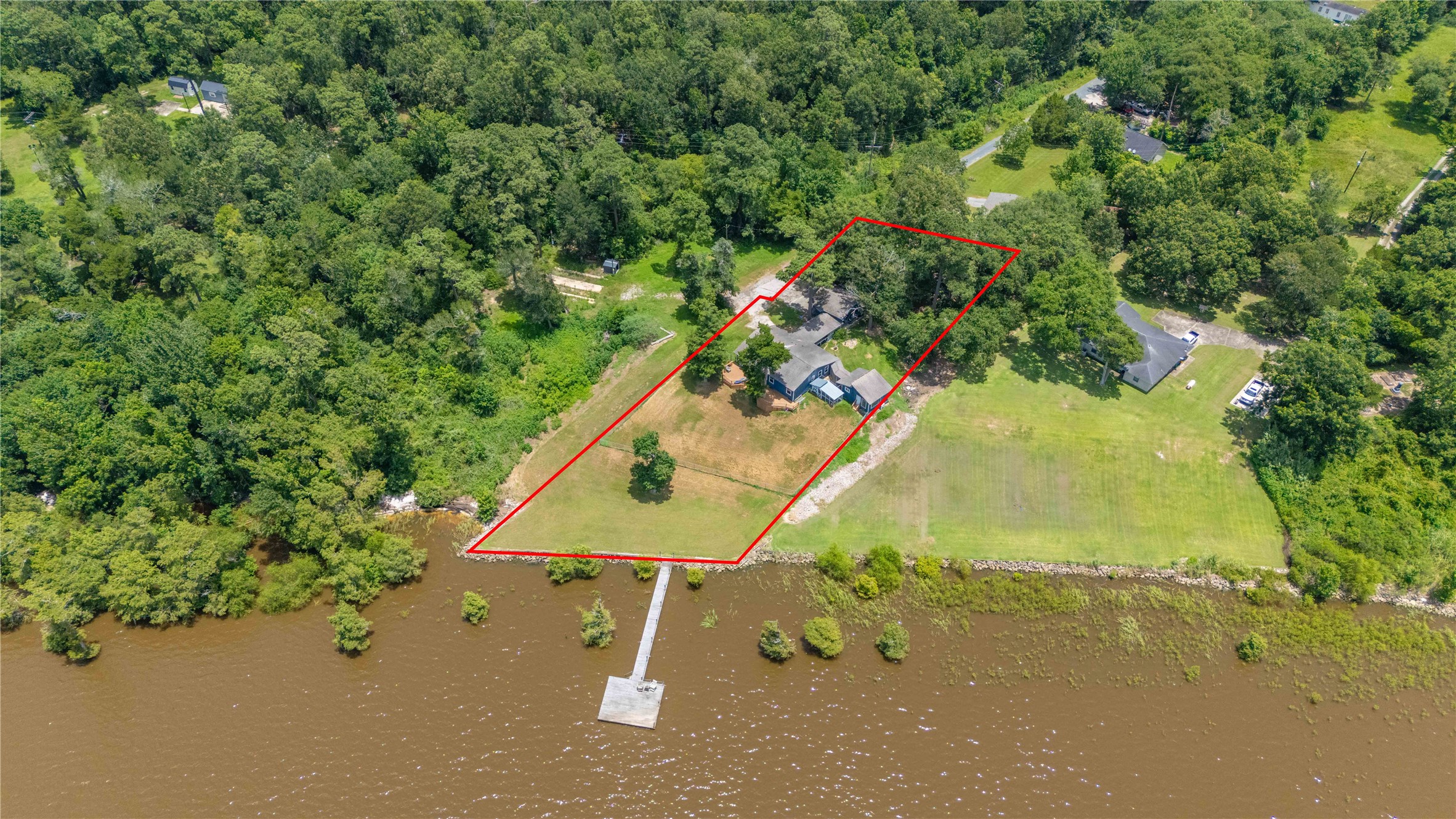 3843 Simon Road Property Photo 5