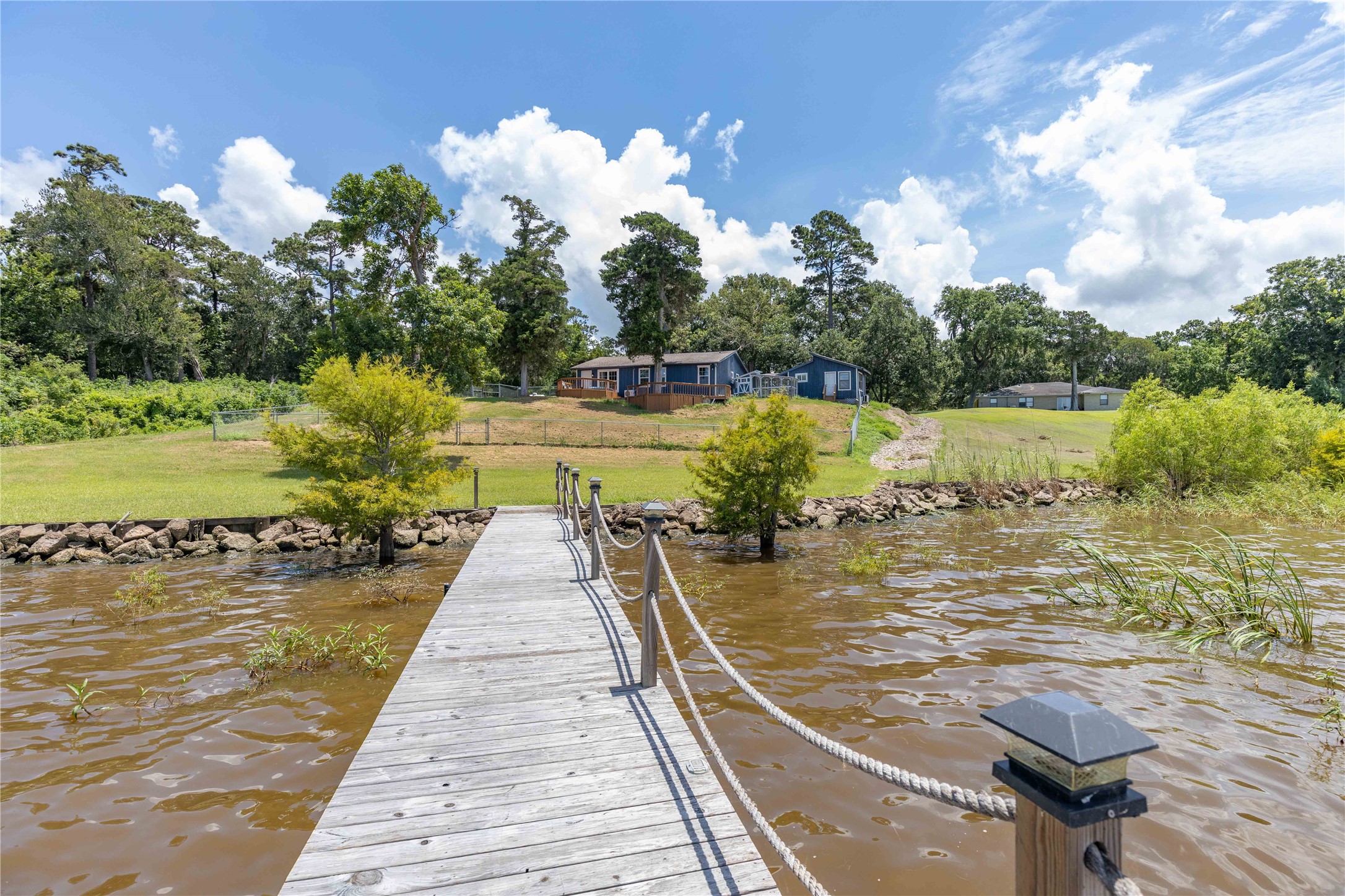 3843 Simon Road Property Photo 8