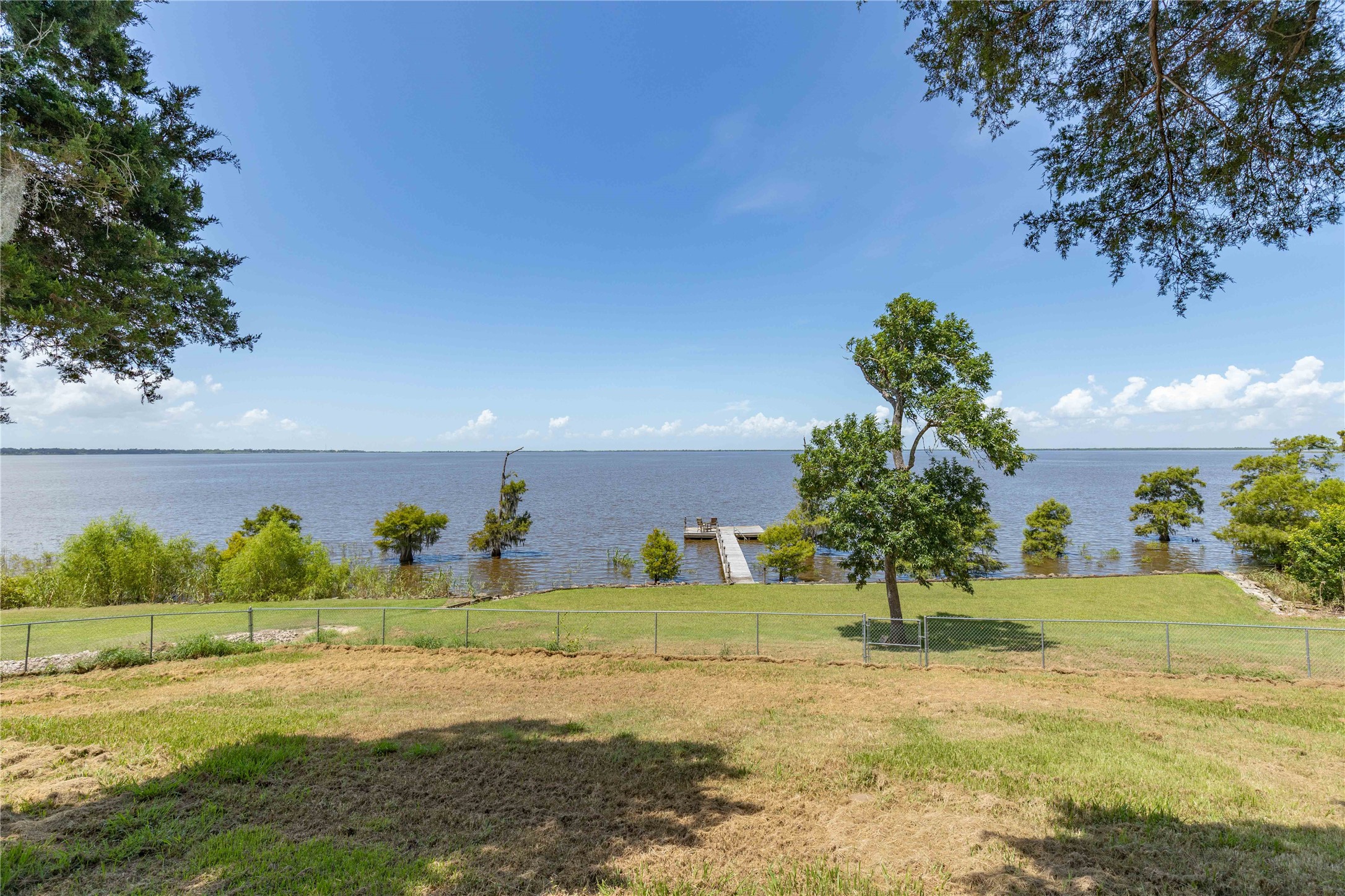 3843 Simon Road Property Photo 12