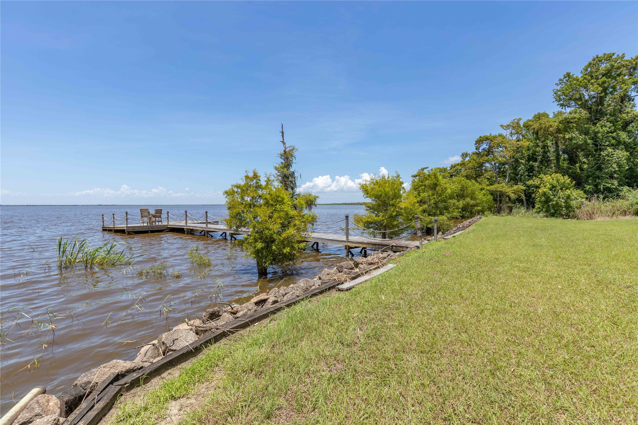3843 Simon Road Property Photo 14