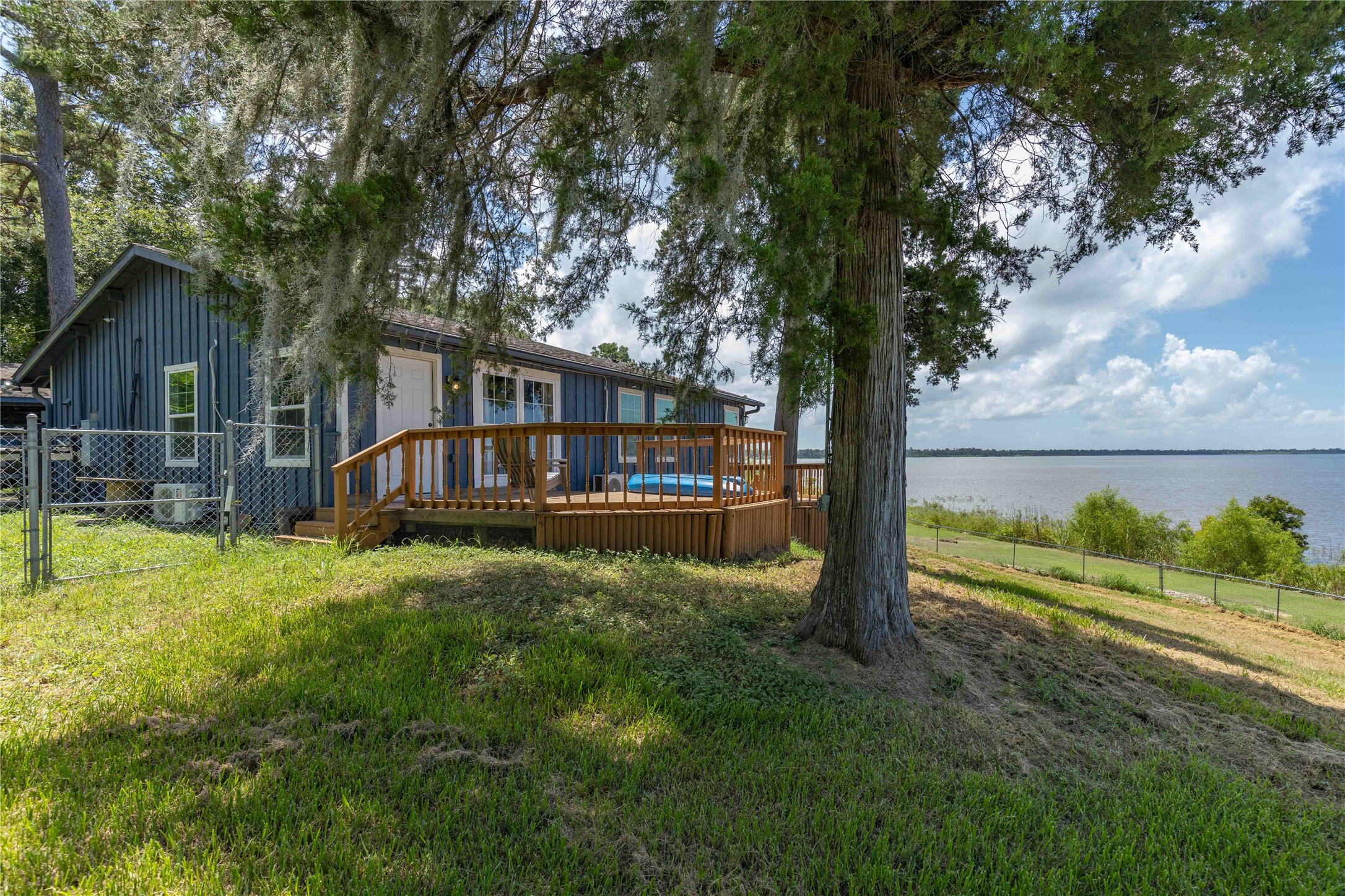 3843 Simon Road Property Photo 18