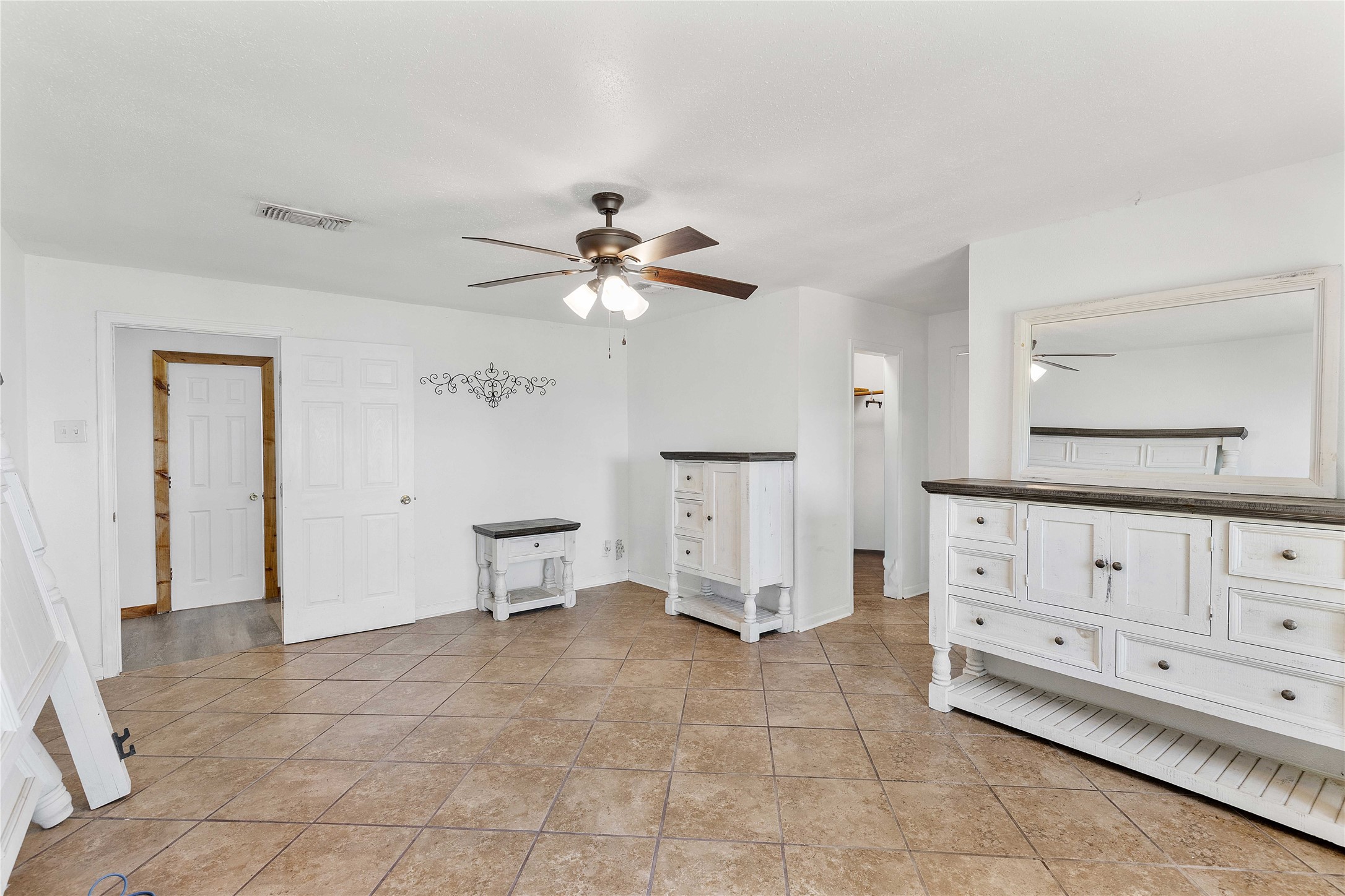 3843 Simon Road Property Photo 27