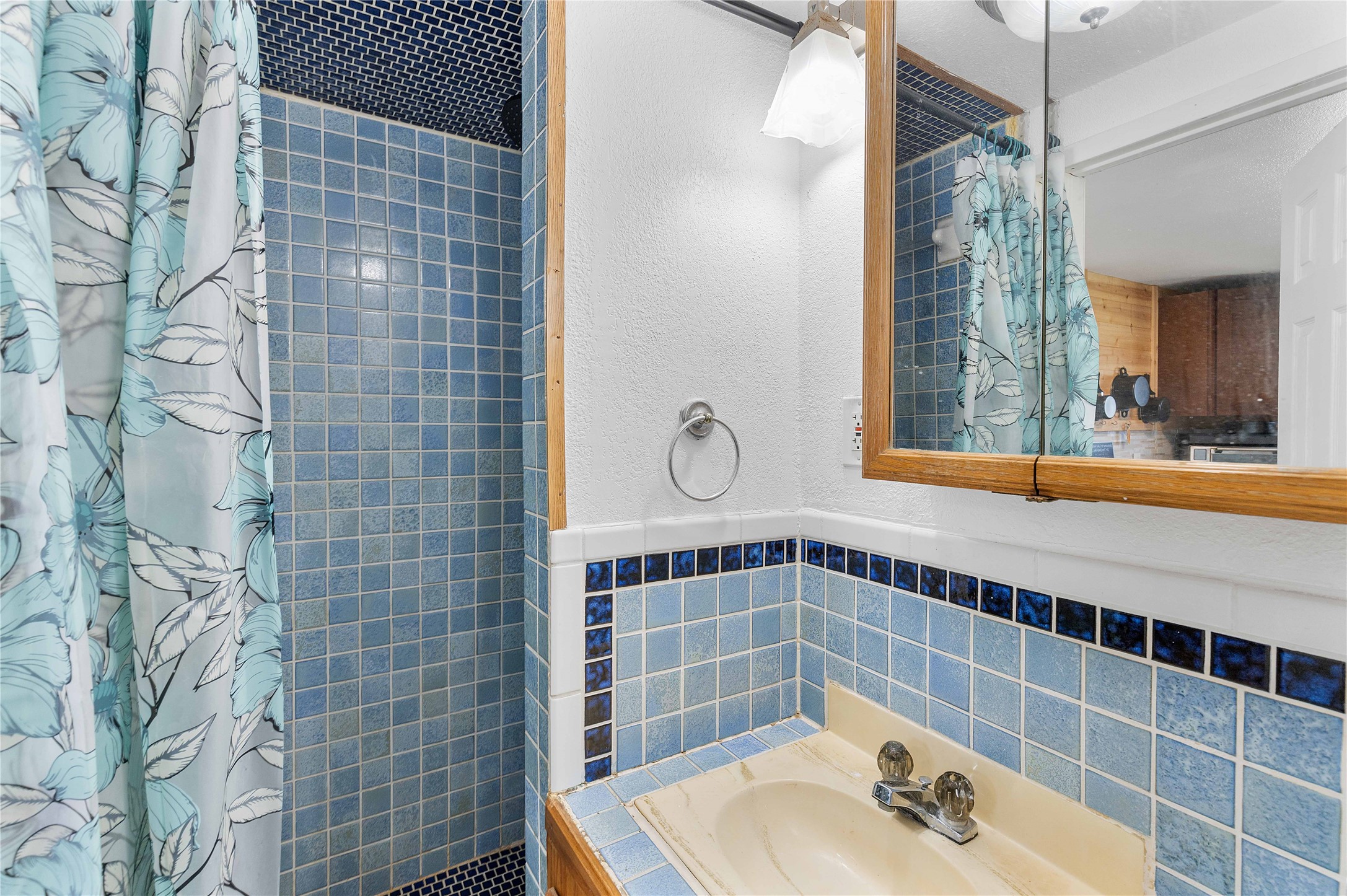 3843 Simon Road Property Photo 38