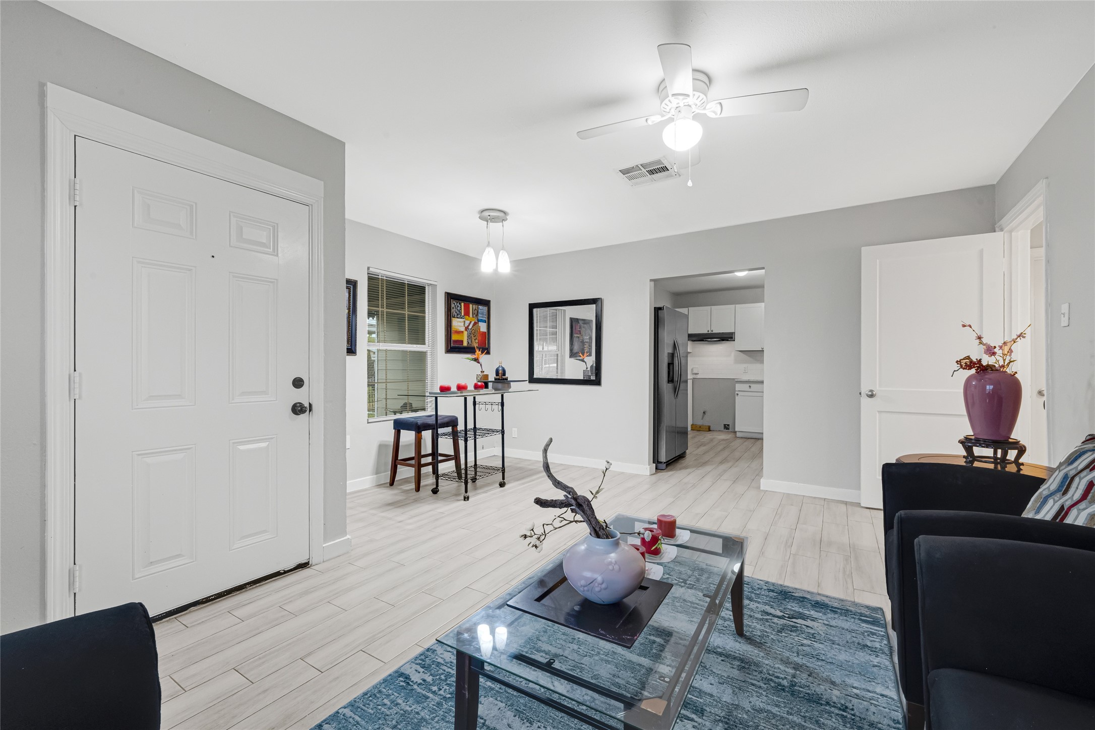 5009 Bataan Road Property Photo 8