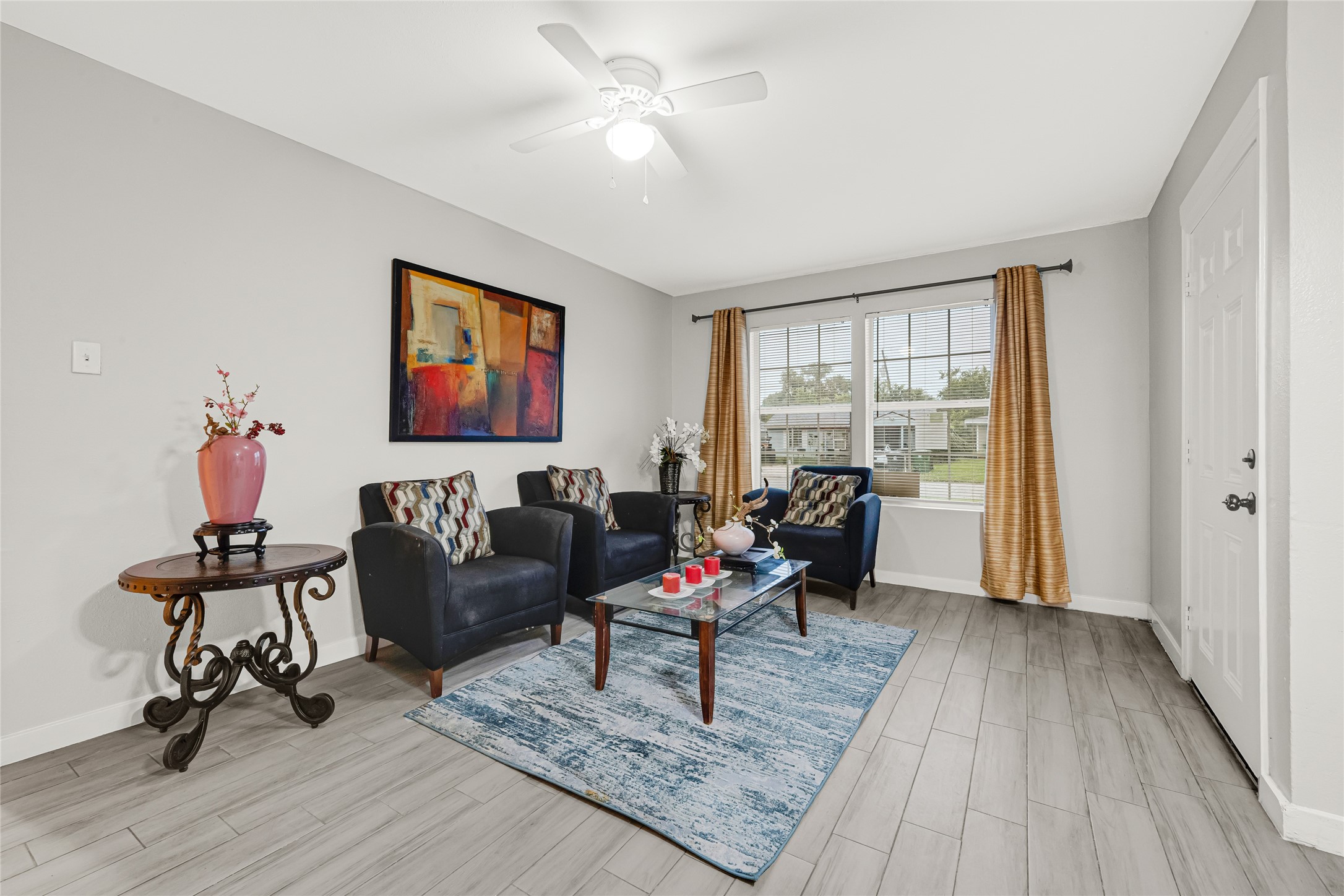 5009 Bataan Road Property Photo 9