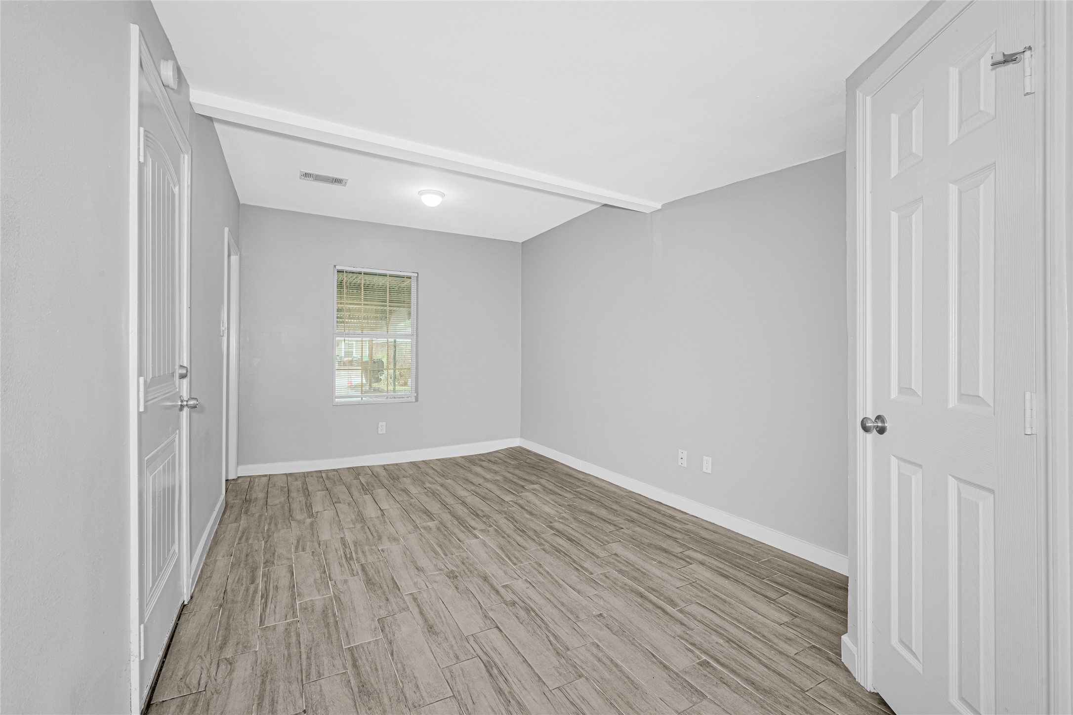 5009 Bataan Road Property Photo 17