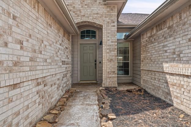 13438 Yaupon Holly Lane Property Photo 2