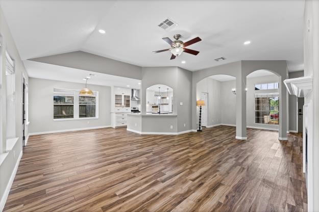 13438 Yaupon Holly Lane Property Photo 9