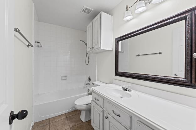 13438 Yaupon Holly Lane Property Photo 11