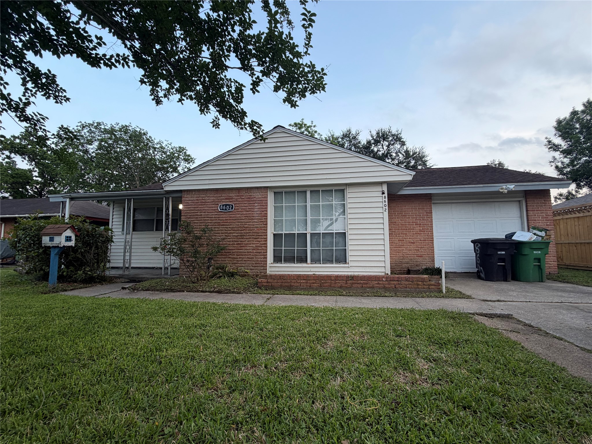 8602 Glenlea Street Property Photo 11
