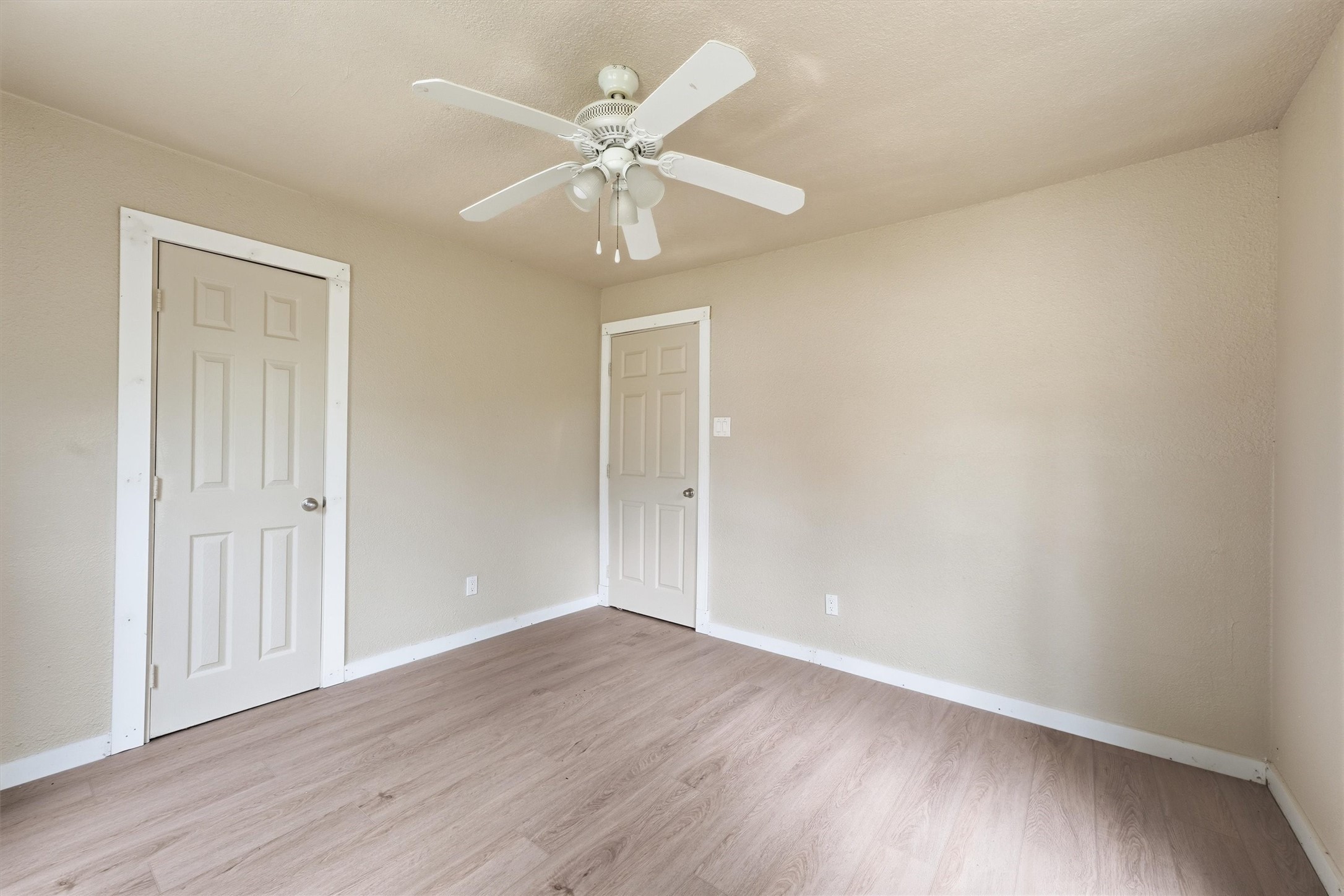 9318 Bertwood Street Property Photo 14