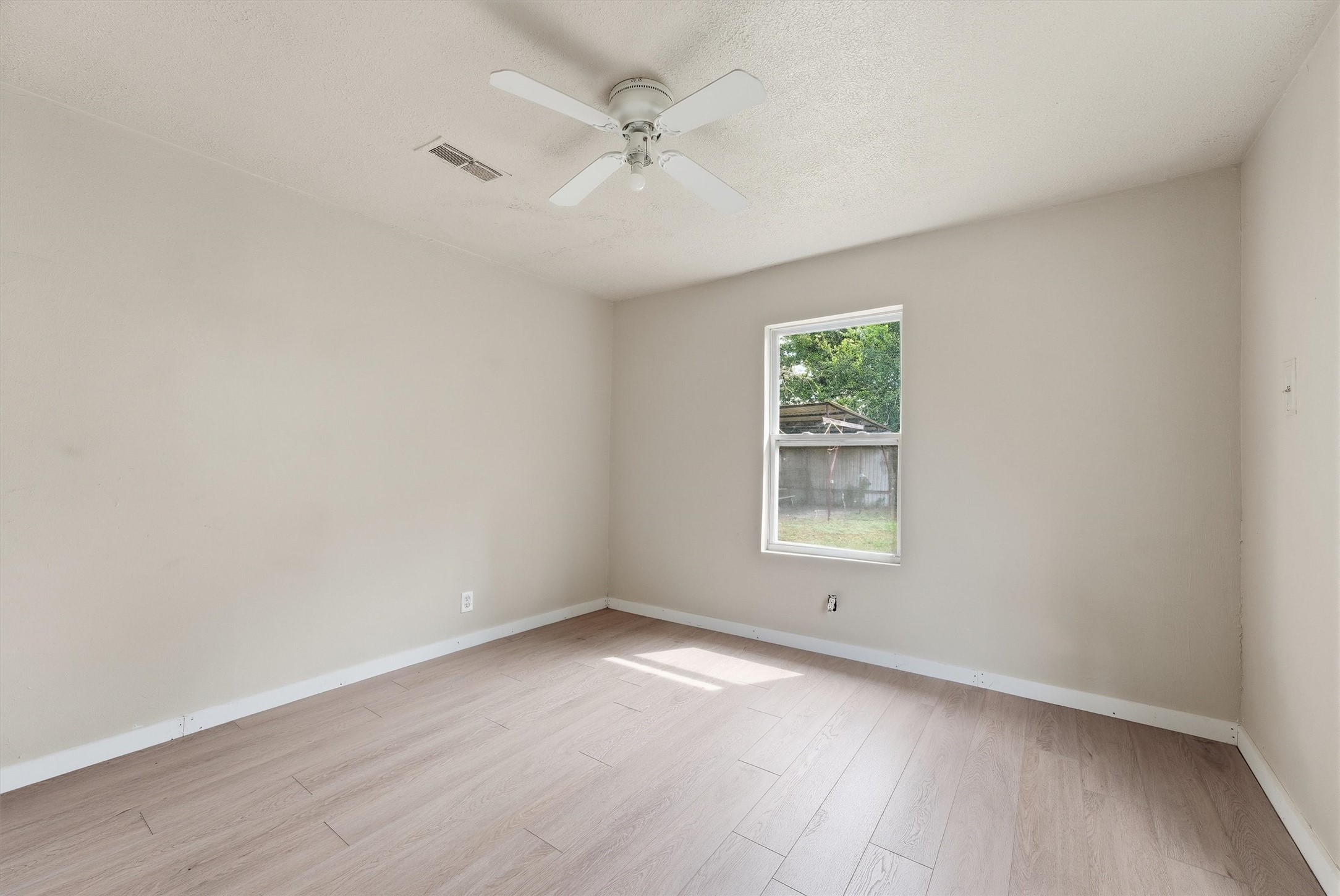 9318 Bertwood Street Property Photo 16