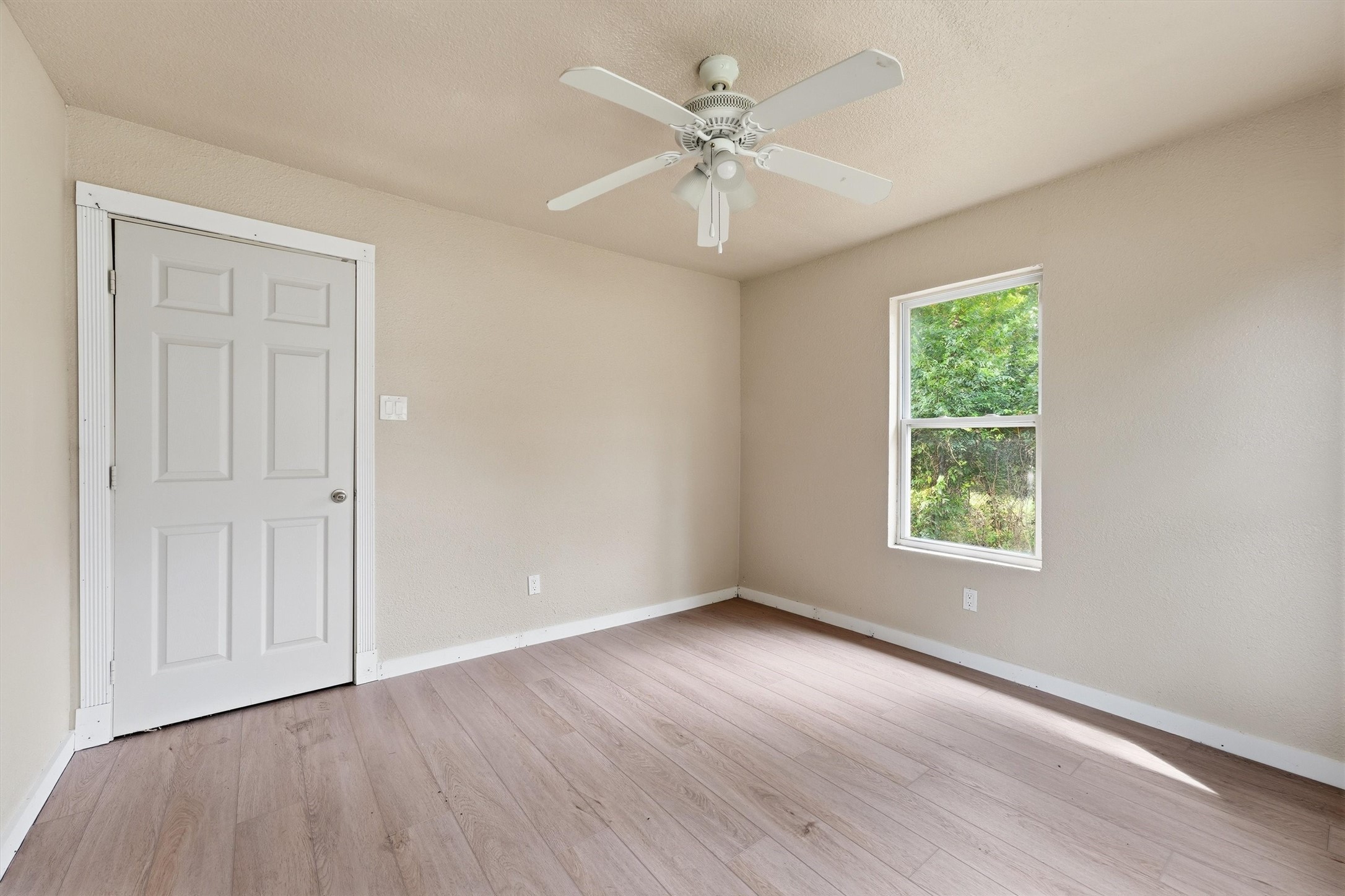 9318 Bertwood Street Property Photo 20