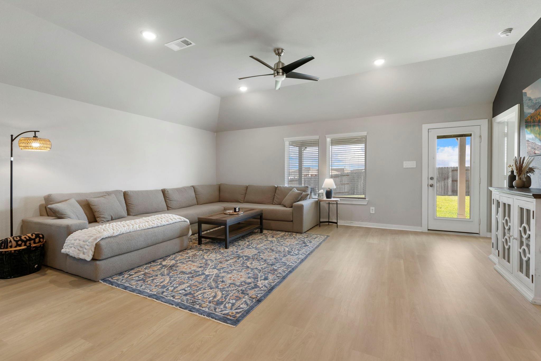 201 Augustine Way Property Photo 15