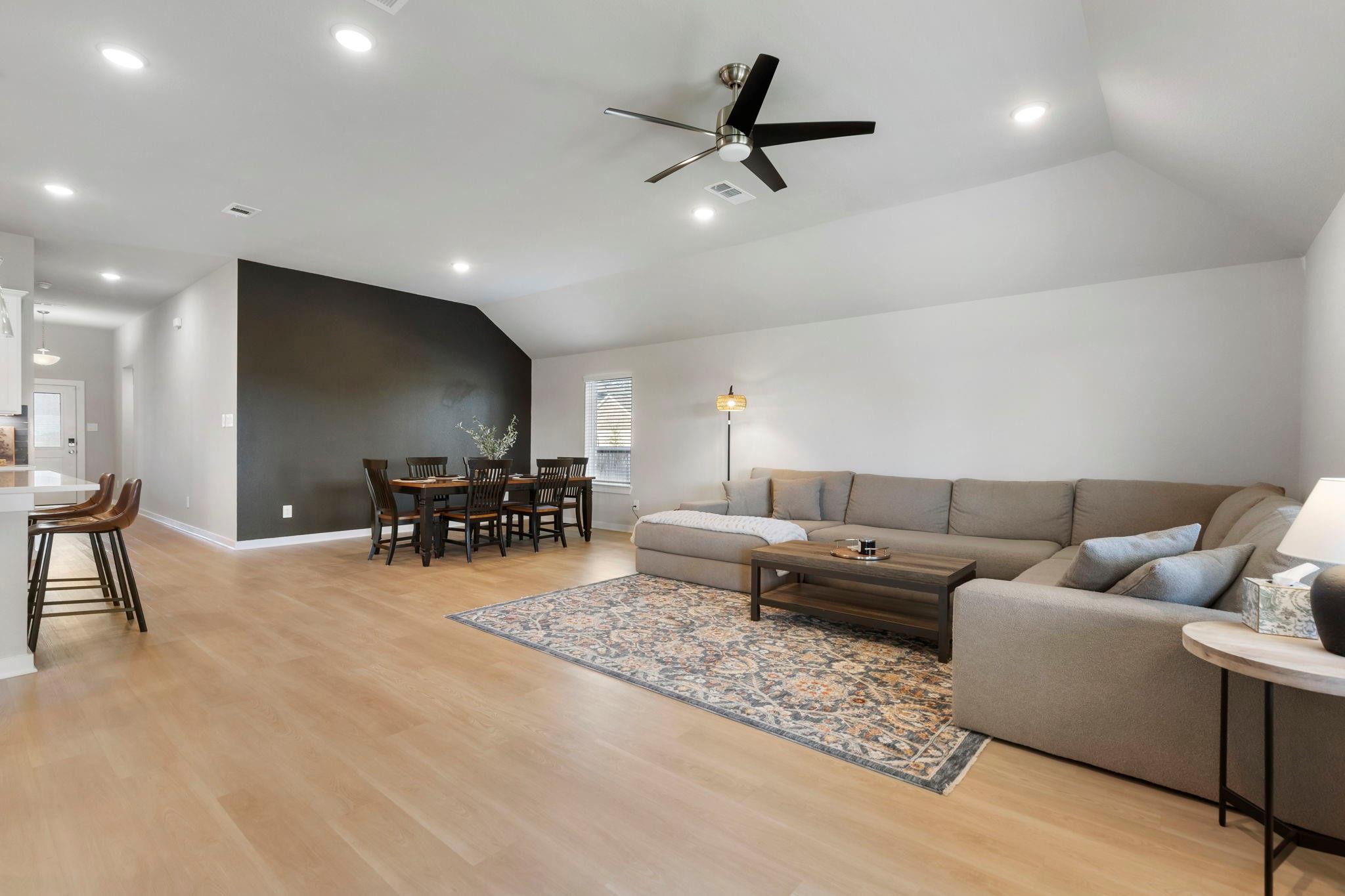 201 Augustine Way Property Photo 16