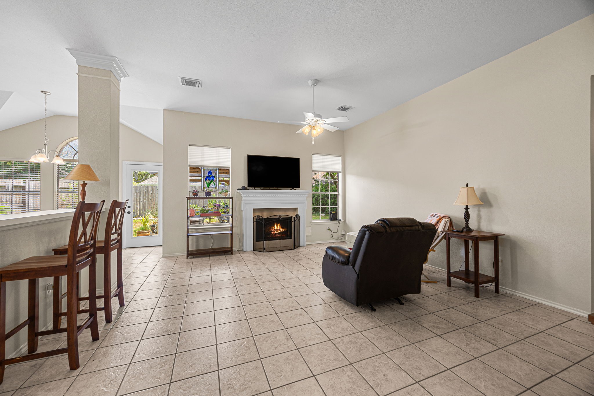 16906 Canyon Ridge Court Property Photo 11