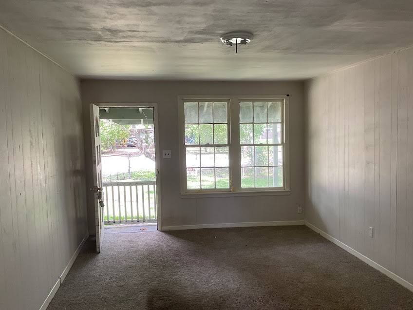 621 W 7th Street Property Photo 2