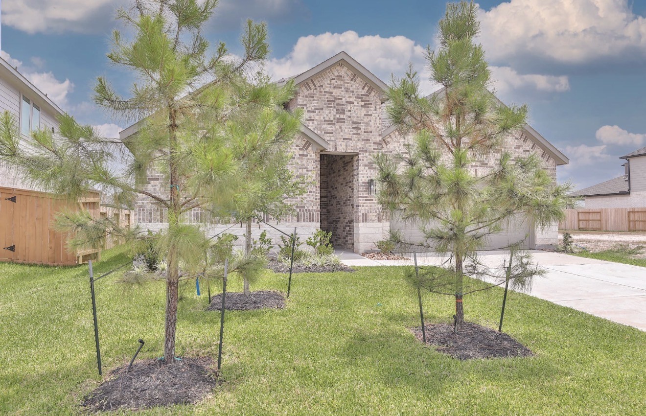 1508 Sunrise Gables Drive Property Photo 2