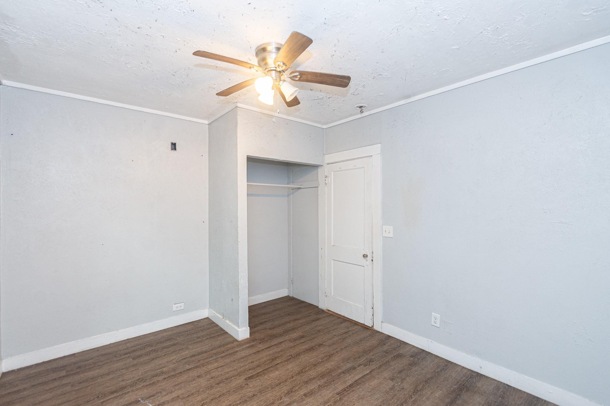 713 W Willis Street, Alvin Tx 77511 Property Photo 16
