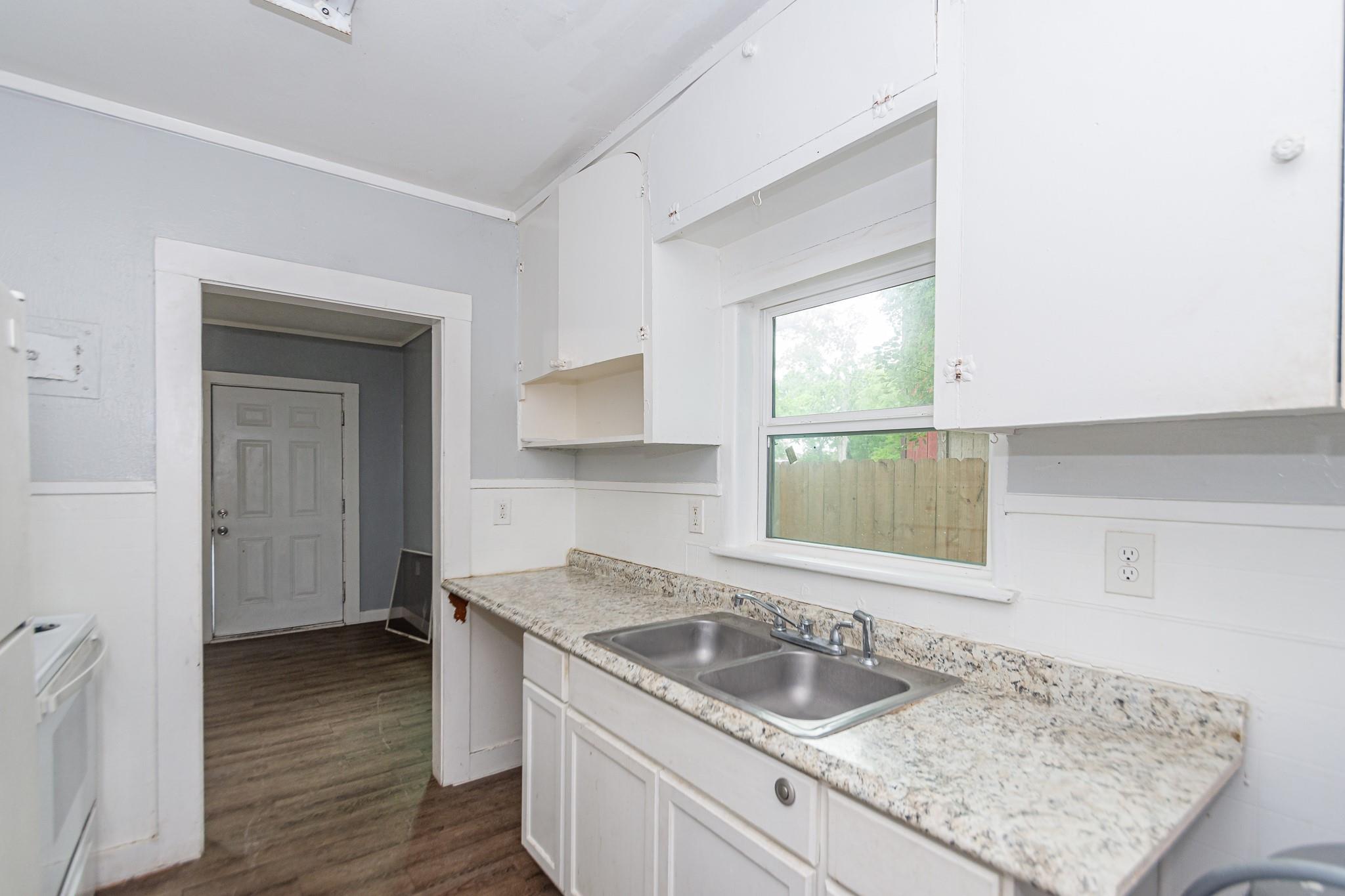 713 W Willis Street, Alvin Tx 77511 Property Photo 25