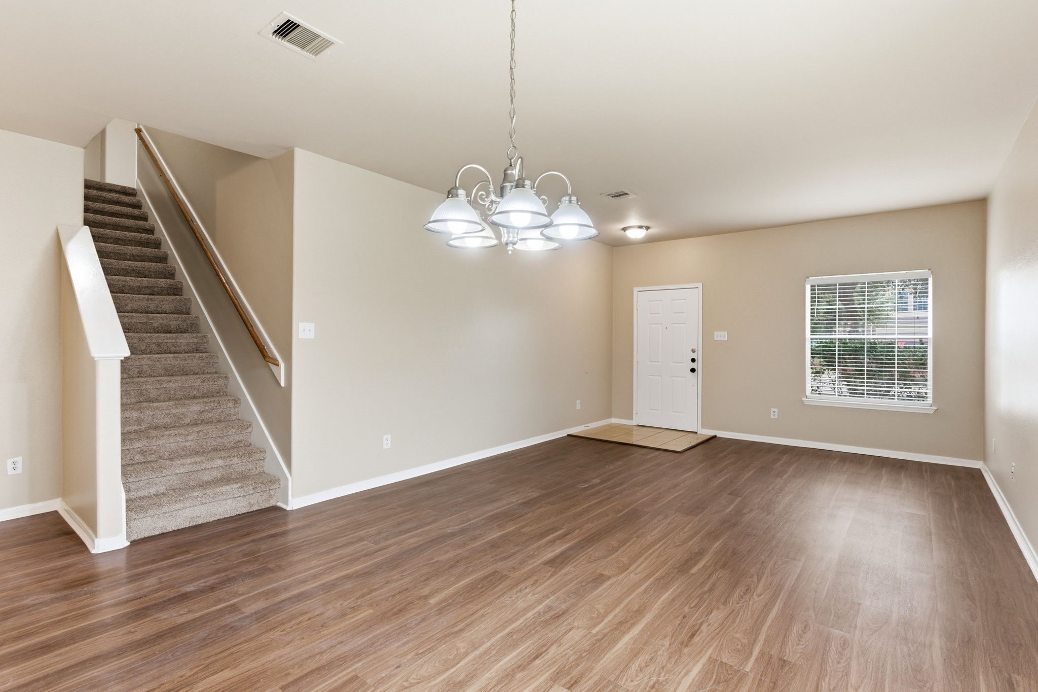 14419 Cellini Drive Property Photo 6
