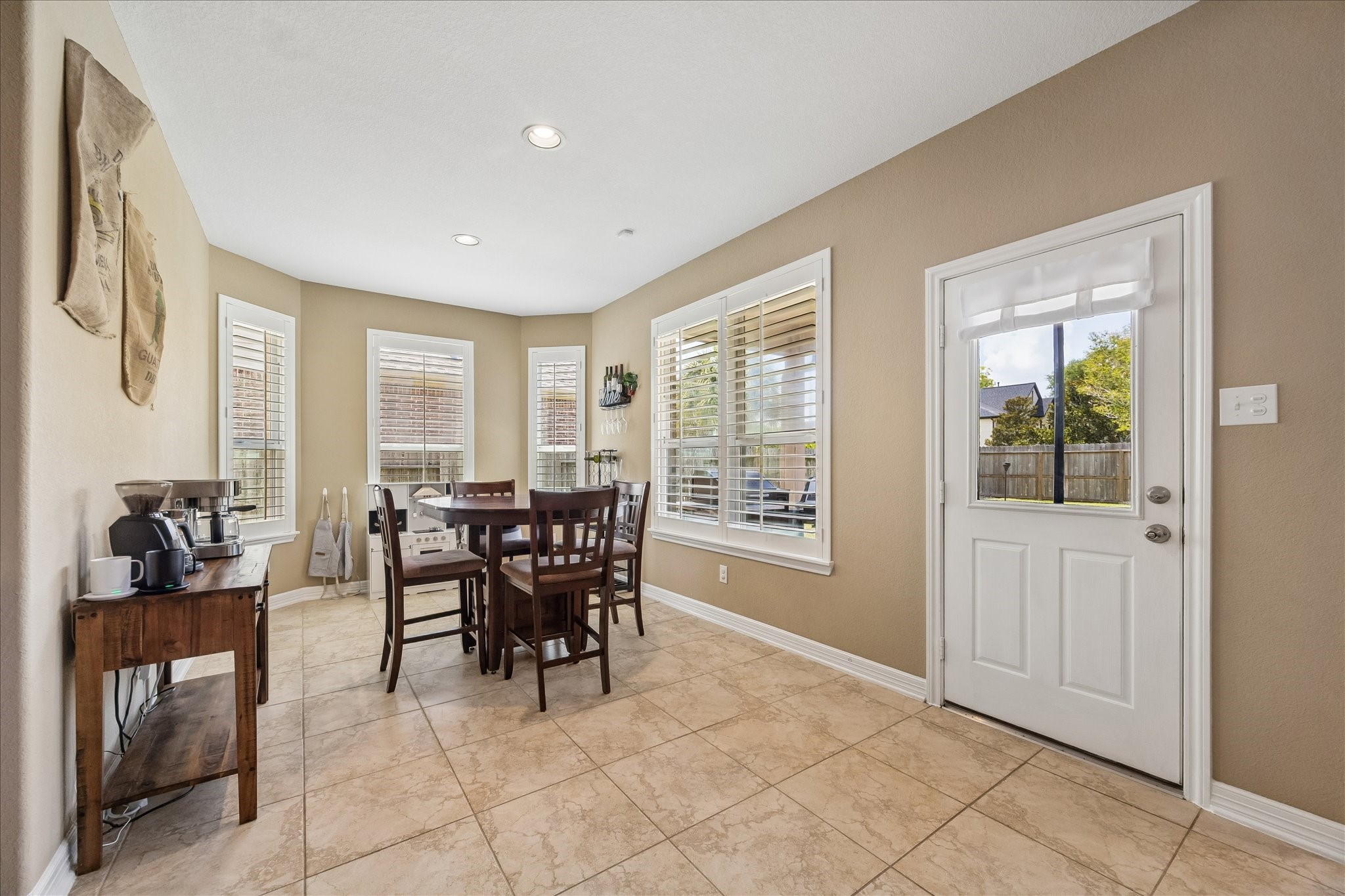 3519 Carmine Glen Property Photo 17