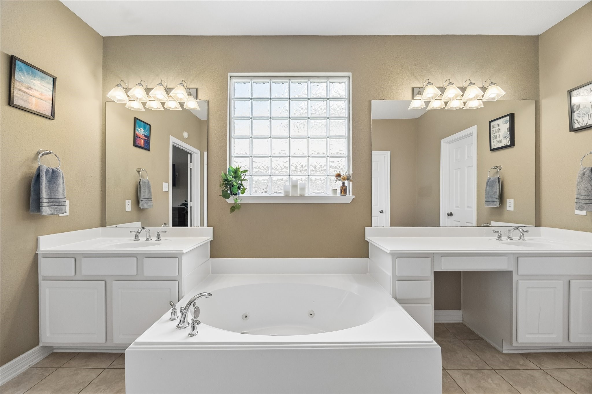 3519 Carmine Glen Property Photo 20
