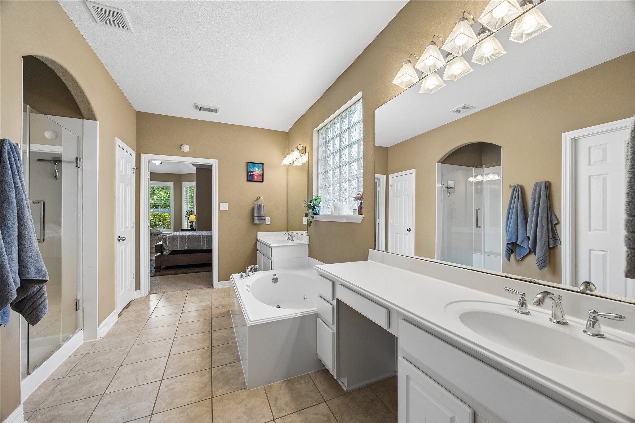 3519 Carmine Glen Property Photo 21