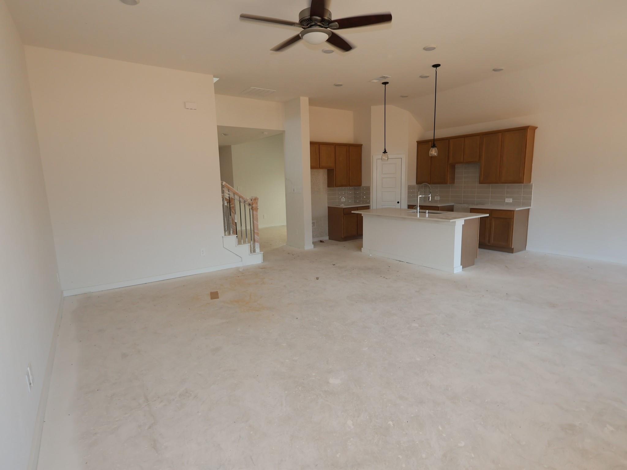 594 Bluebell Maiden Court, Magnolia Tx 77354 Property Photo 6