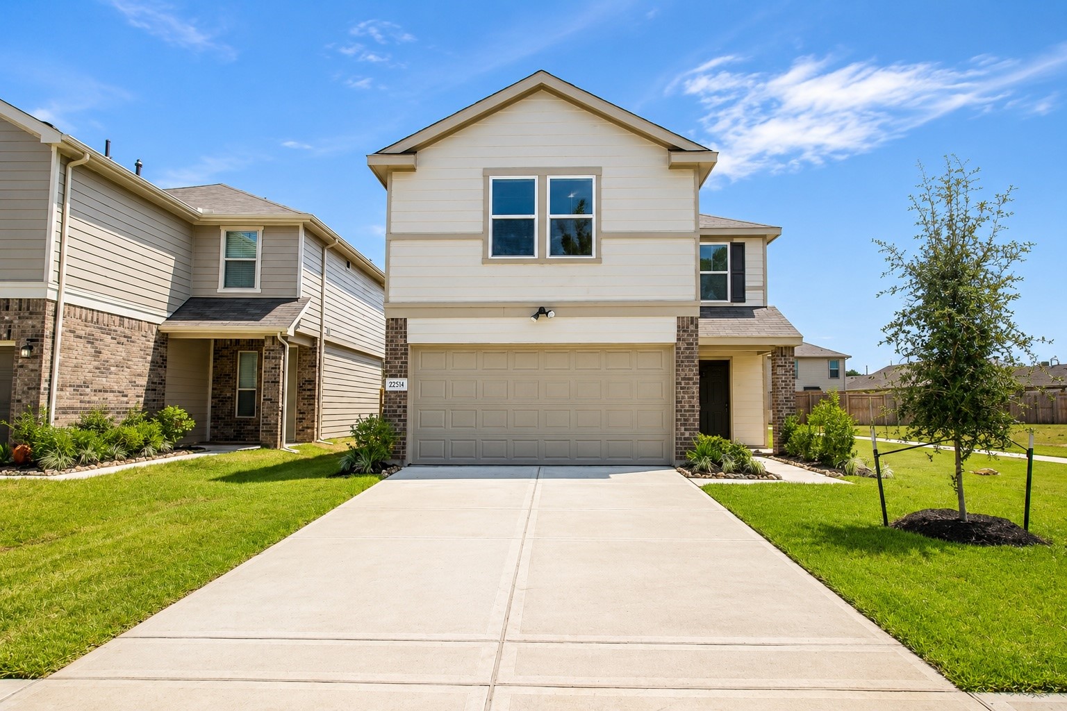 22554 Pinecone Forest Lane Property Photo 2