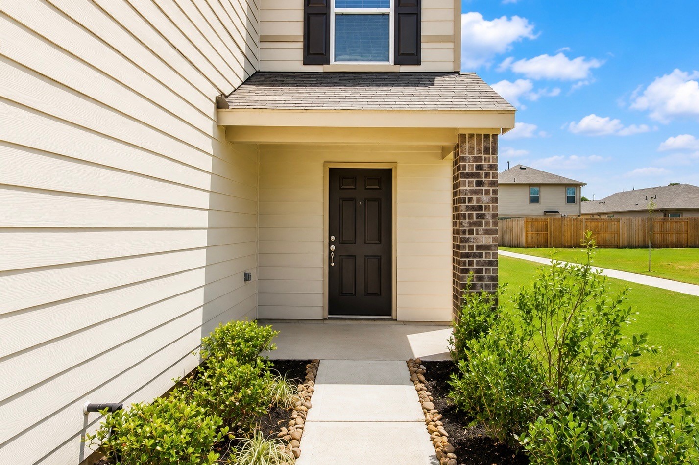 22554 Pinecone Forest Lane Property Photo 3