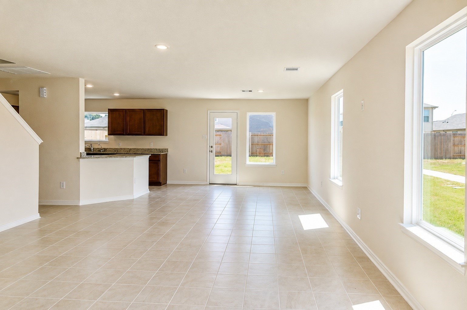 22554 Pinecone Forest Lane Property Photo 5