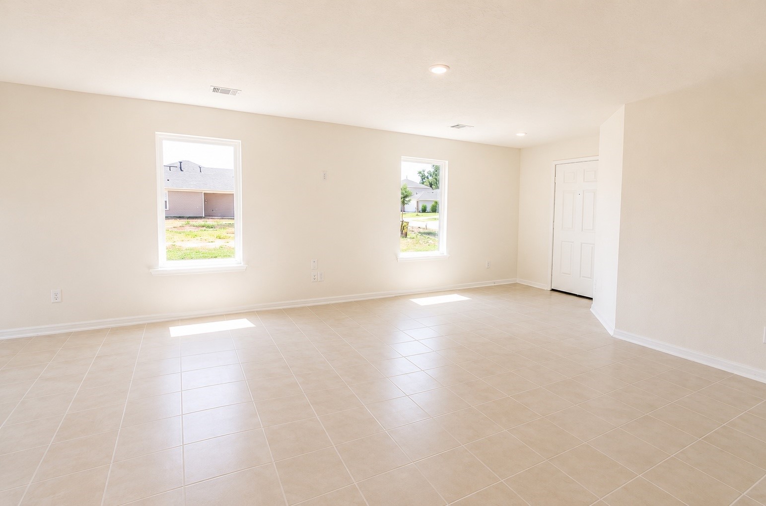 22554 Pinecone Forest Lane Property Photo 6