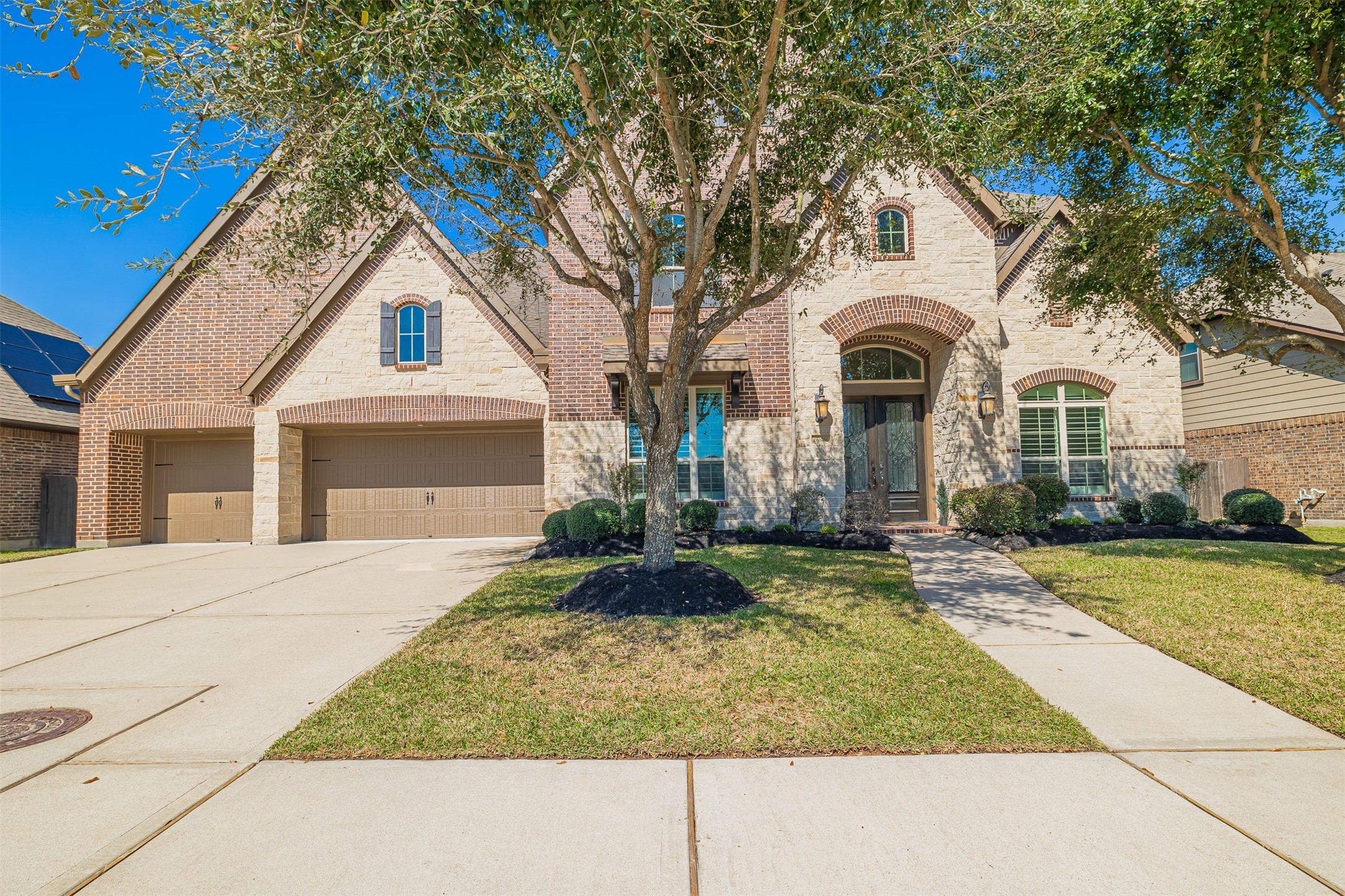 26806 Kingsbrook Sky Lane Property Photo 1