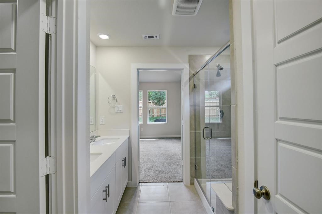 1753 Cayden Oak Property Photo 34