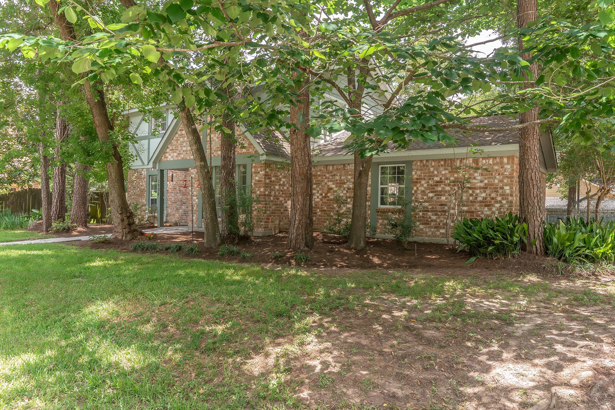 1906 Foxtail Place Property Photo 4