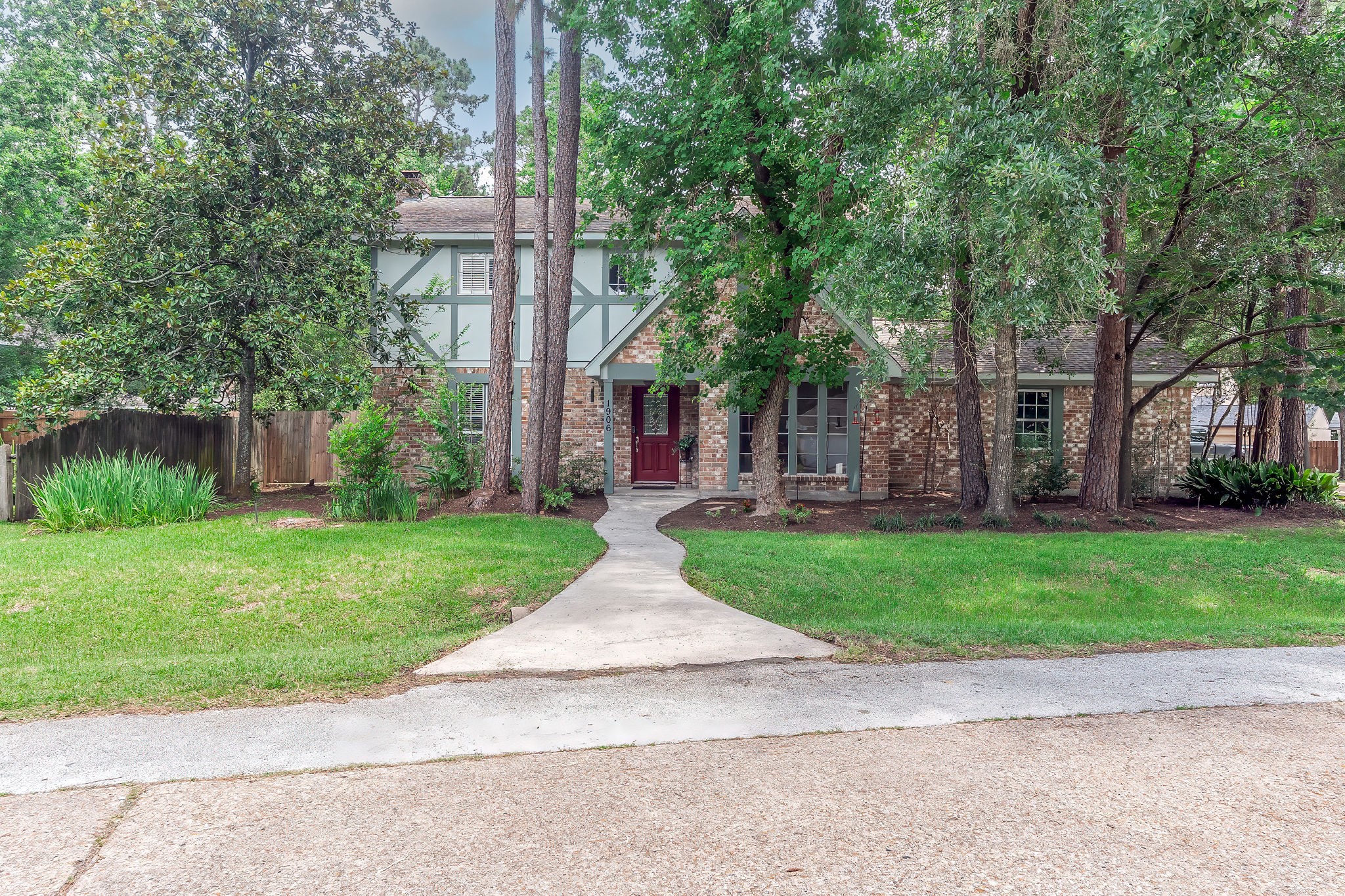 1906 Foxtail Place Property Photo 5