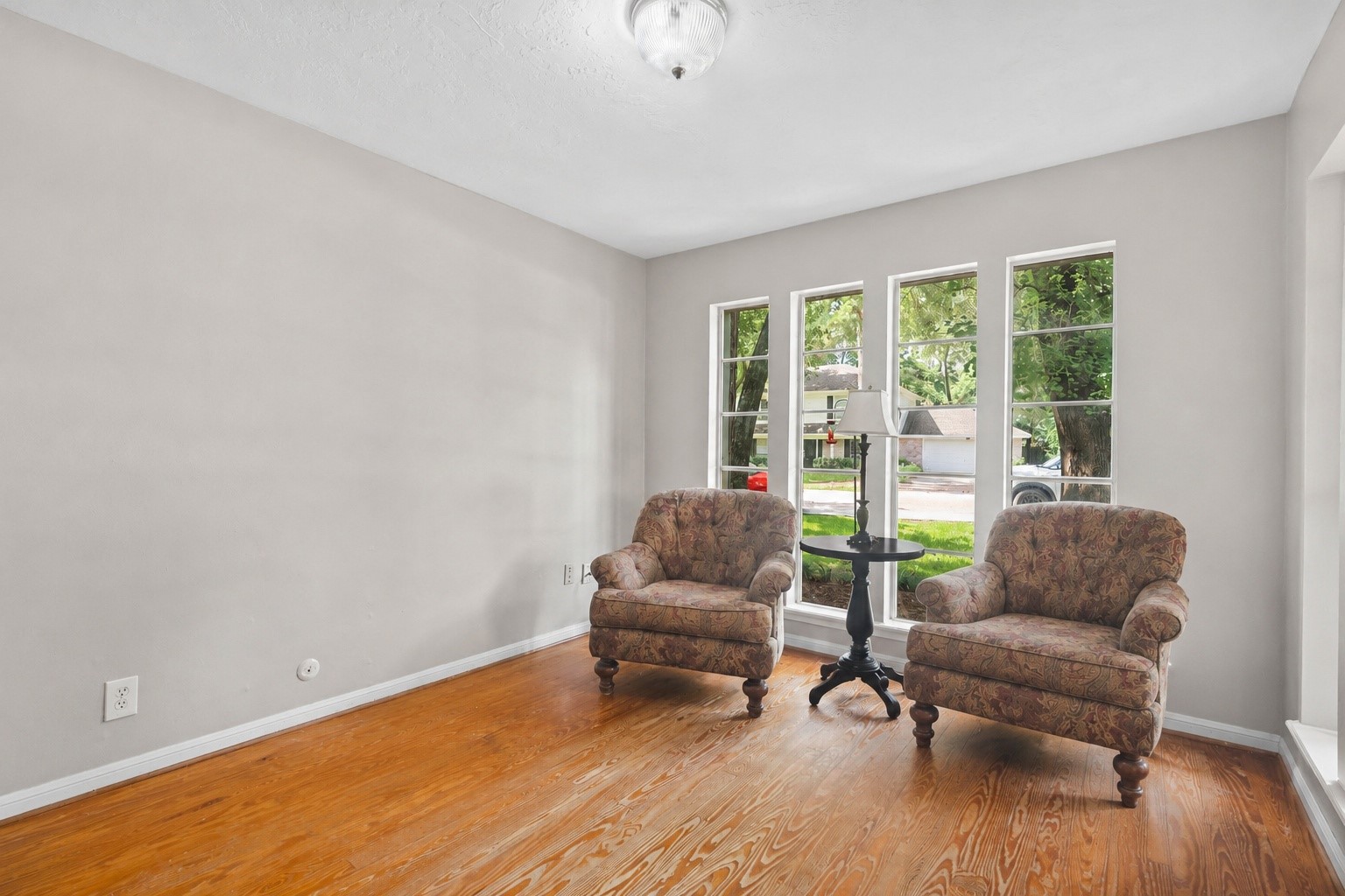 1906 Foxtail Place Property Photo 11