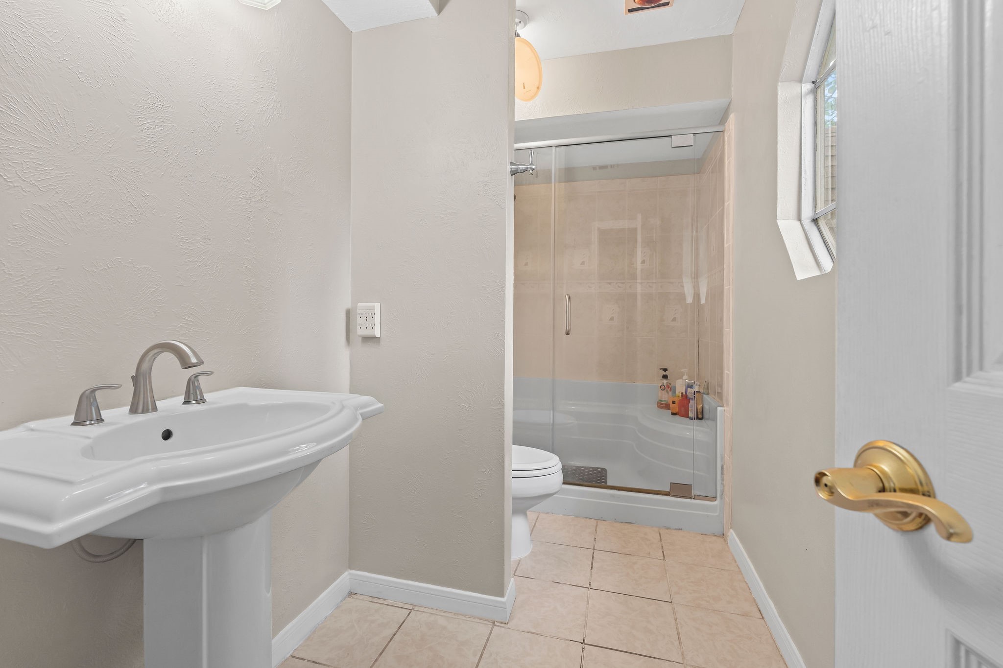 1906 Foxtail Place Property Photo 15