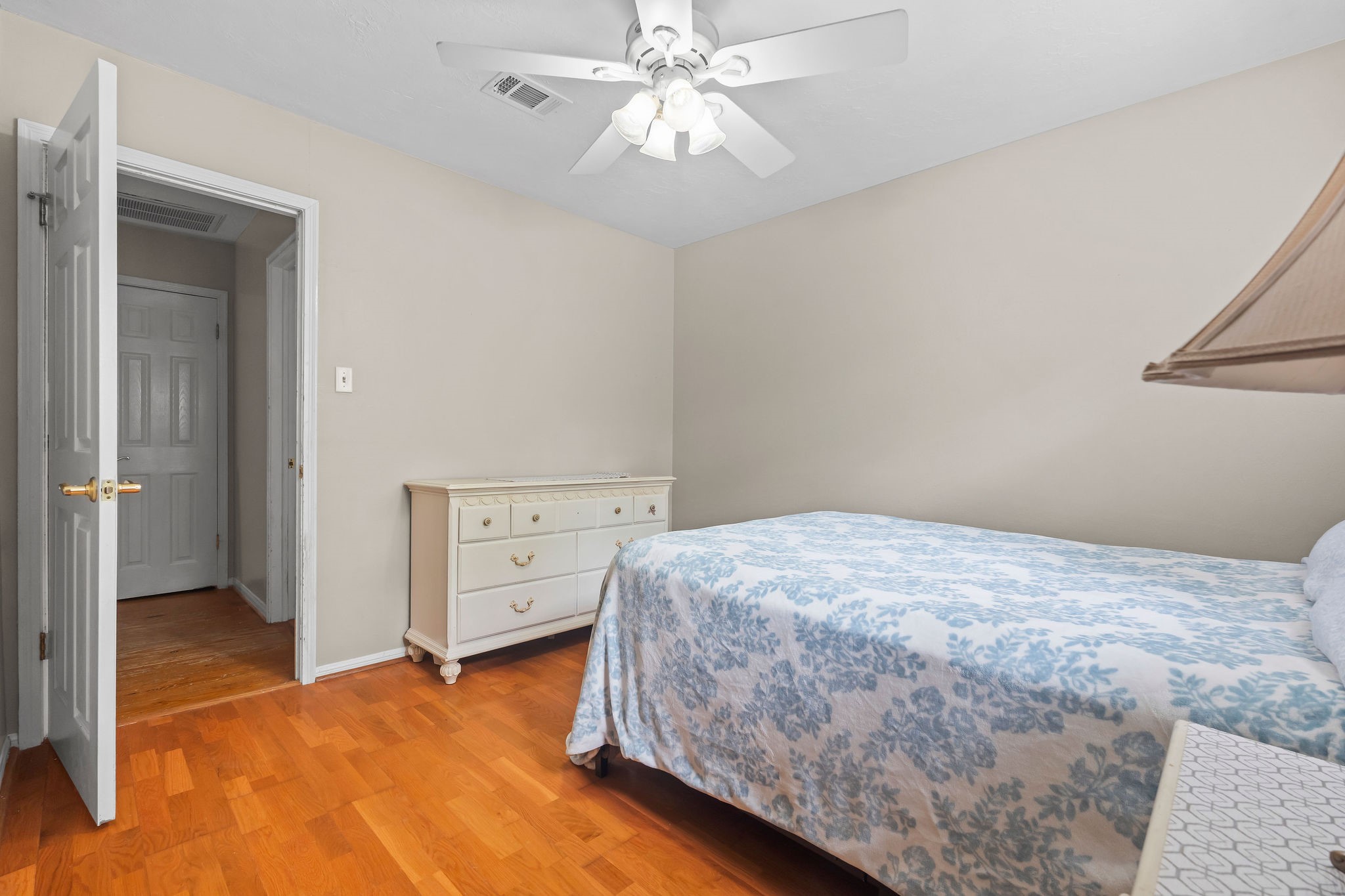 1906 Foxtail Place Property Photo 17