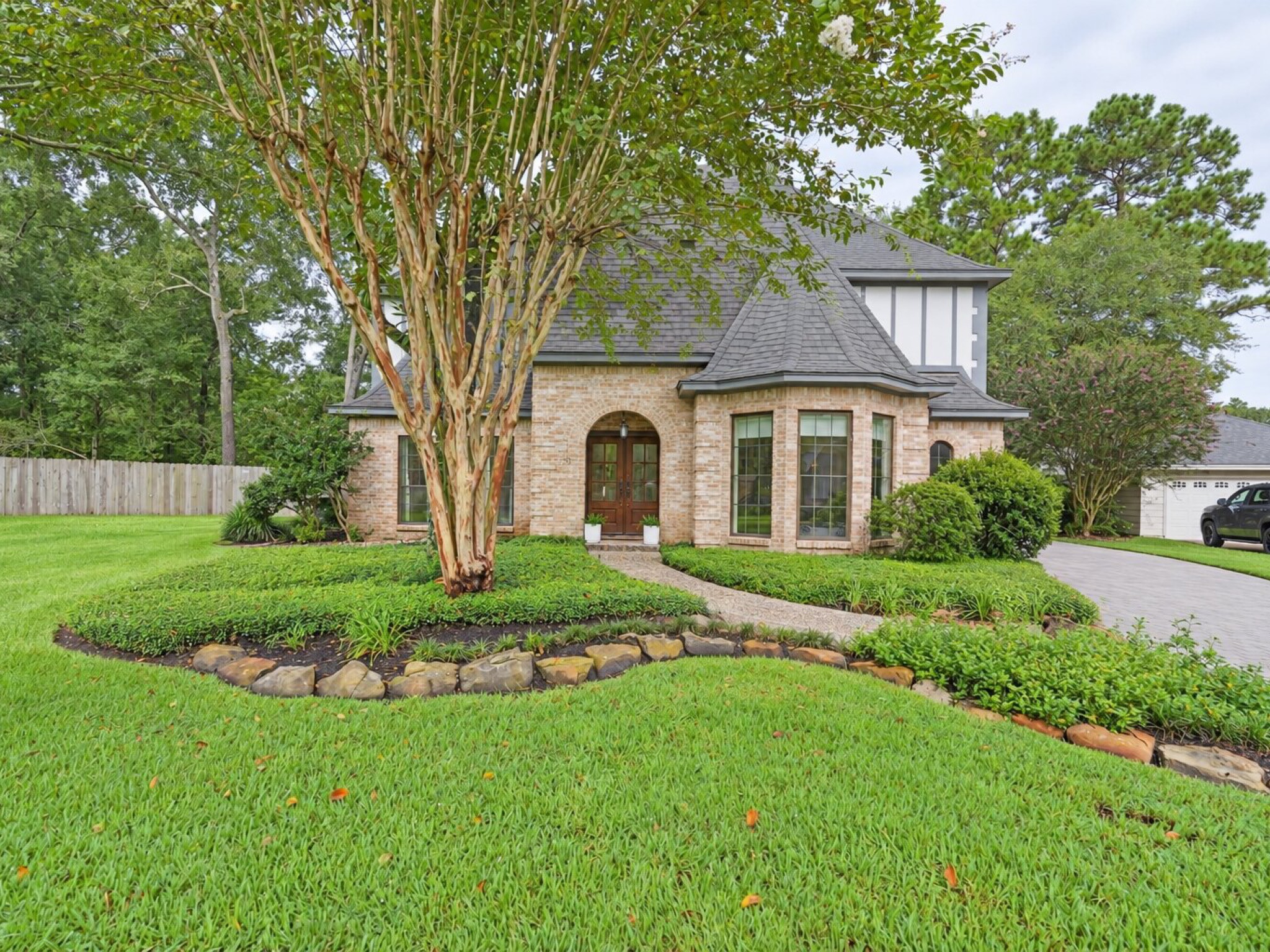 28 Mellow Leaf Court Property Photo 4