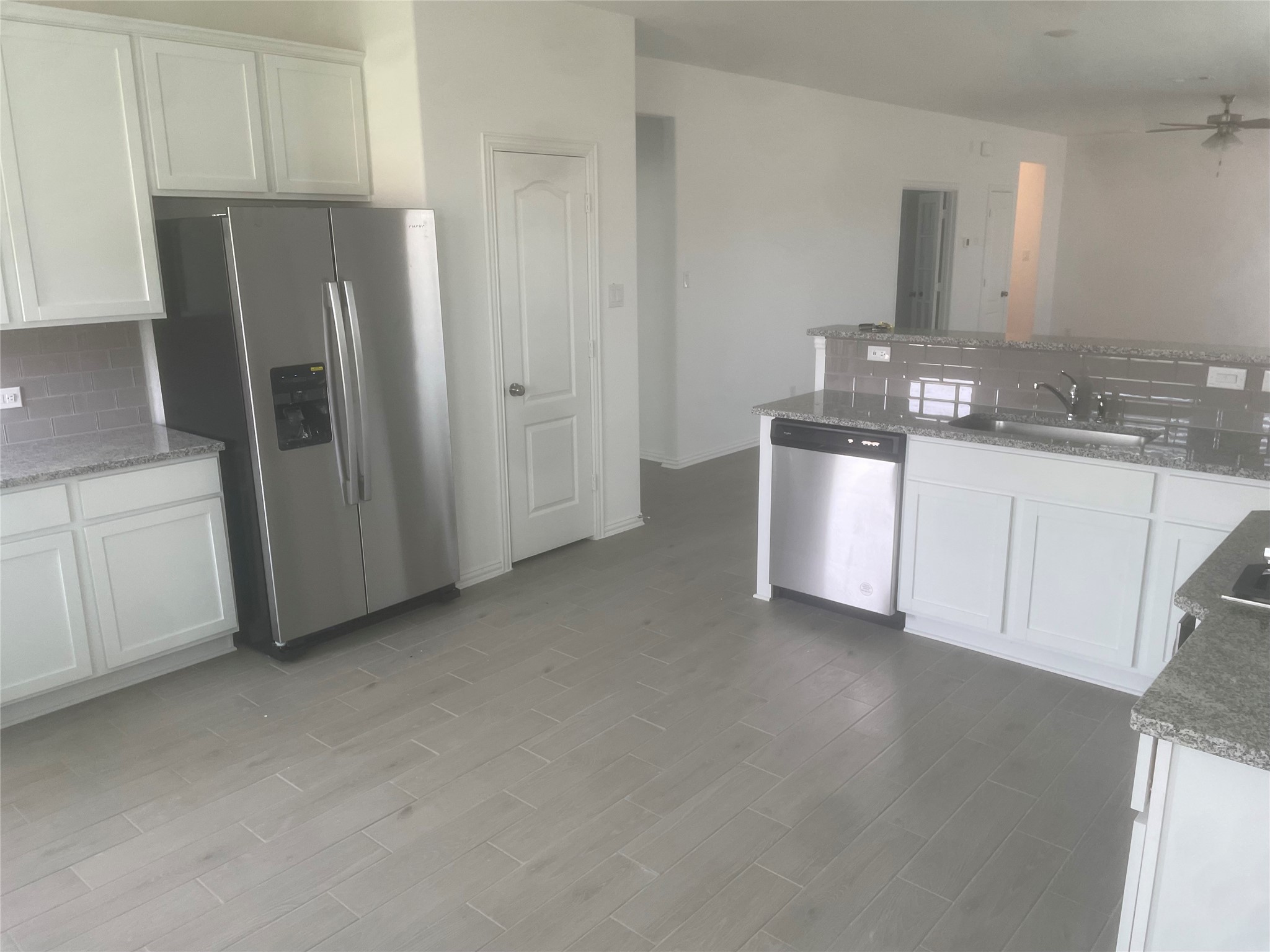8111 Royal Palm Ct Property Photo 4